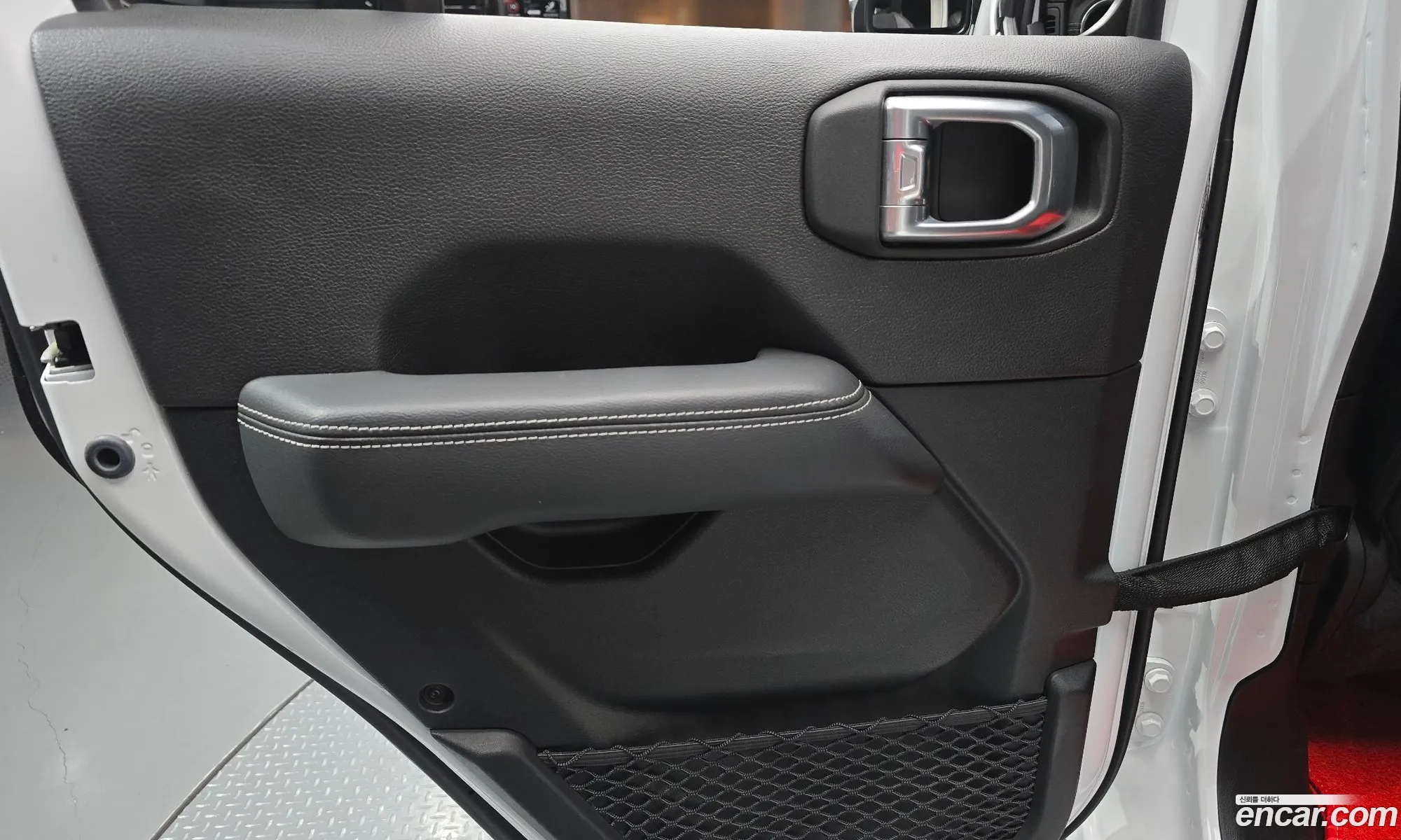 Jeep Wrangler 2020 — 4