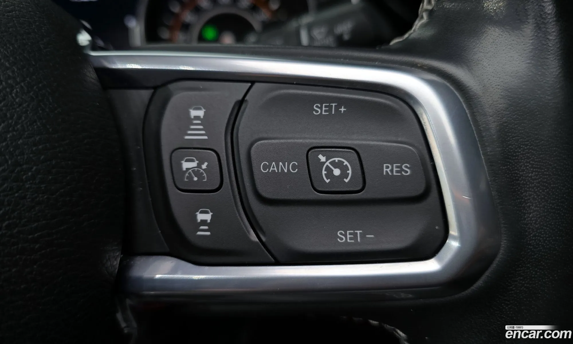 Jeep Wrangler 2020 — 17