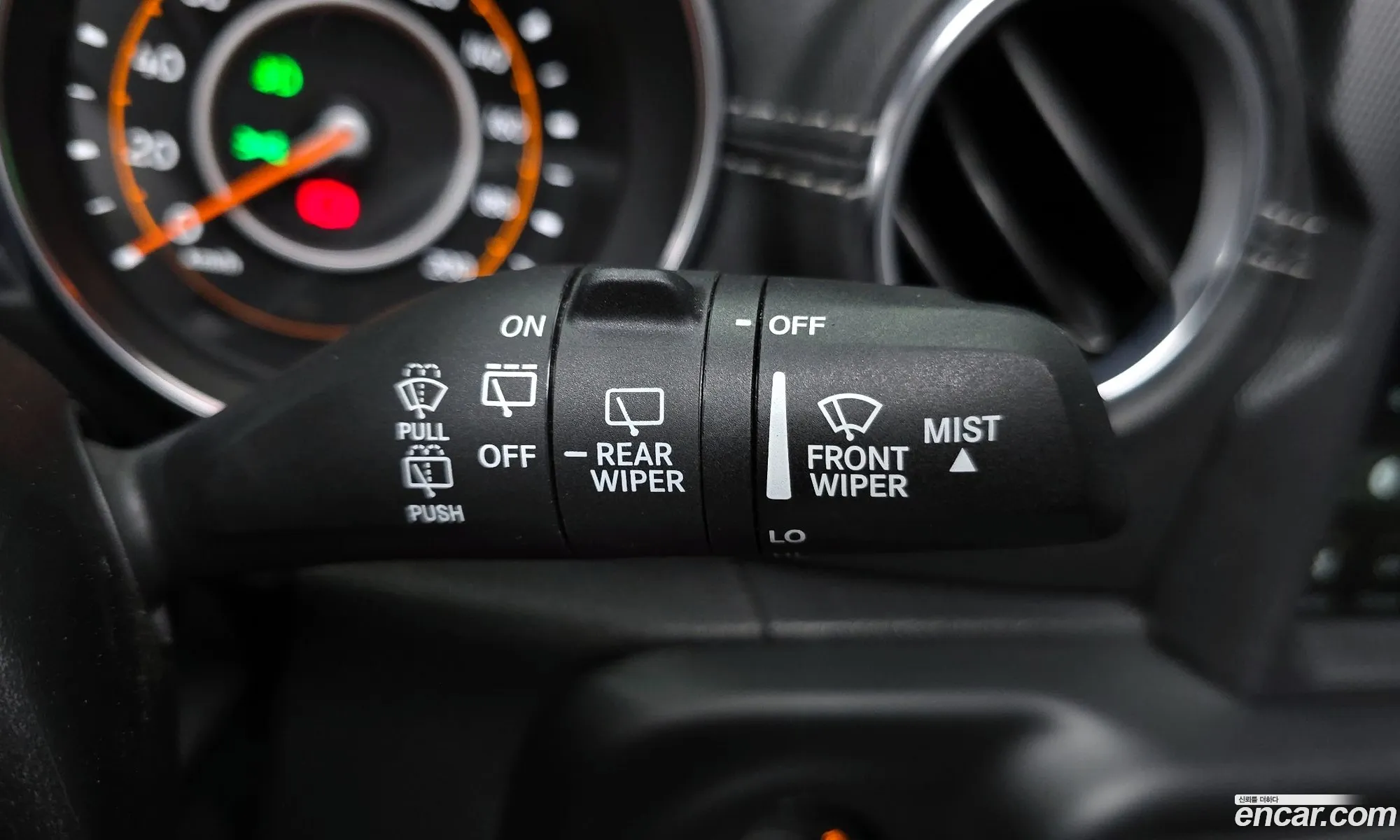 Jeep Wrangler 2020 — 18