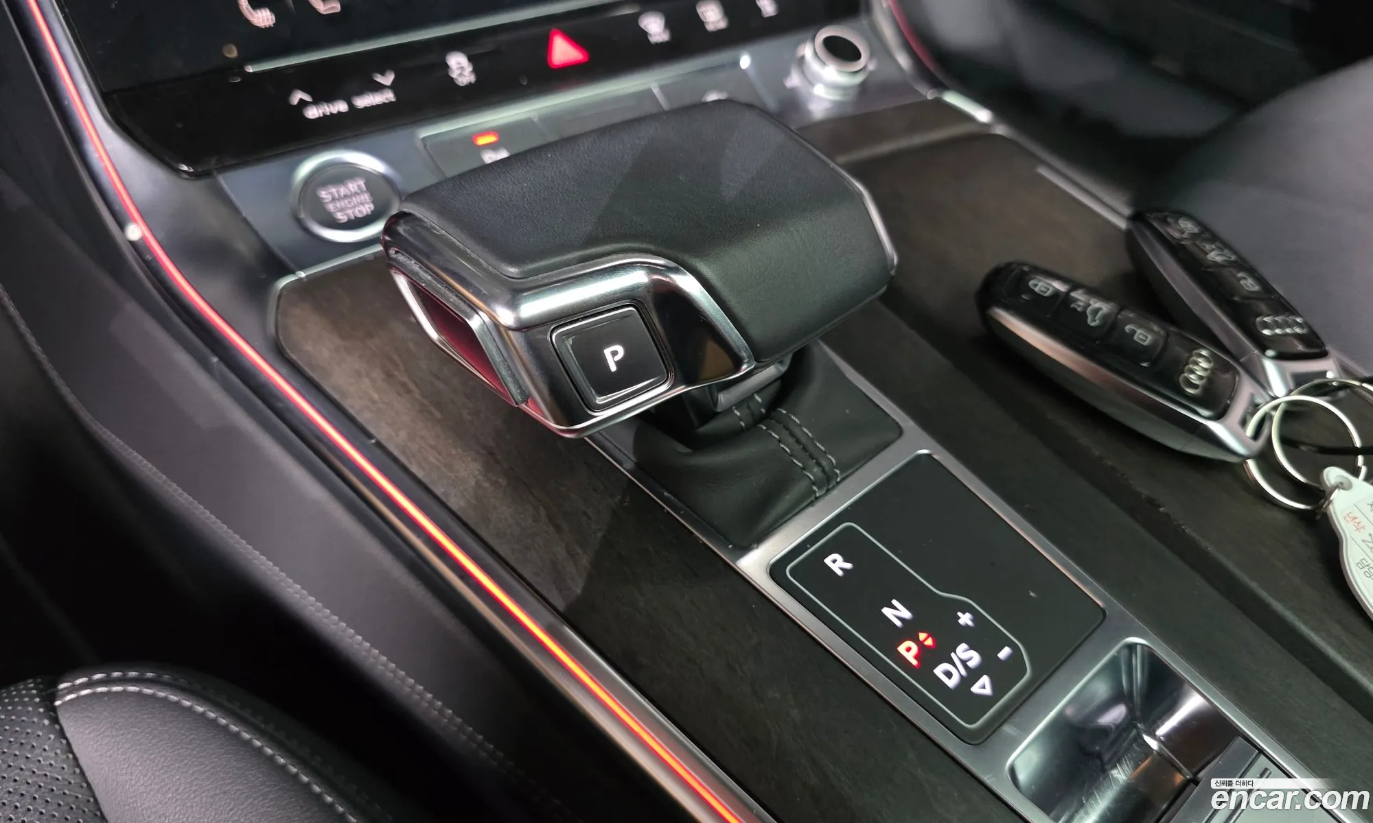 Audi A7 2020 WAUZZZF21LN082304 — 12