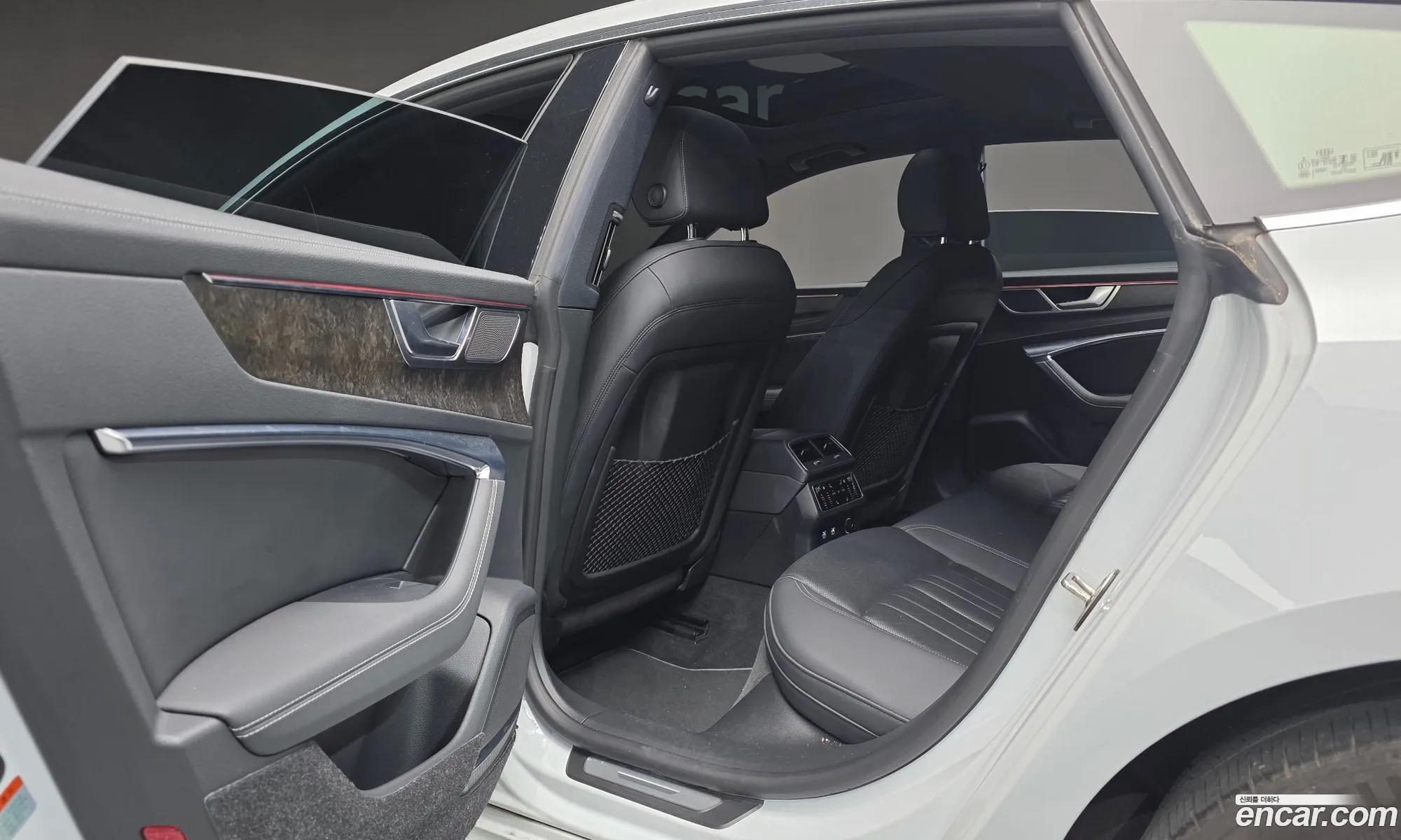 Audi A7 2020 WAUZZZF21LN082304 — 19