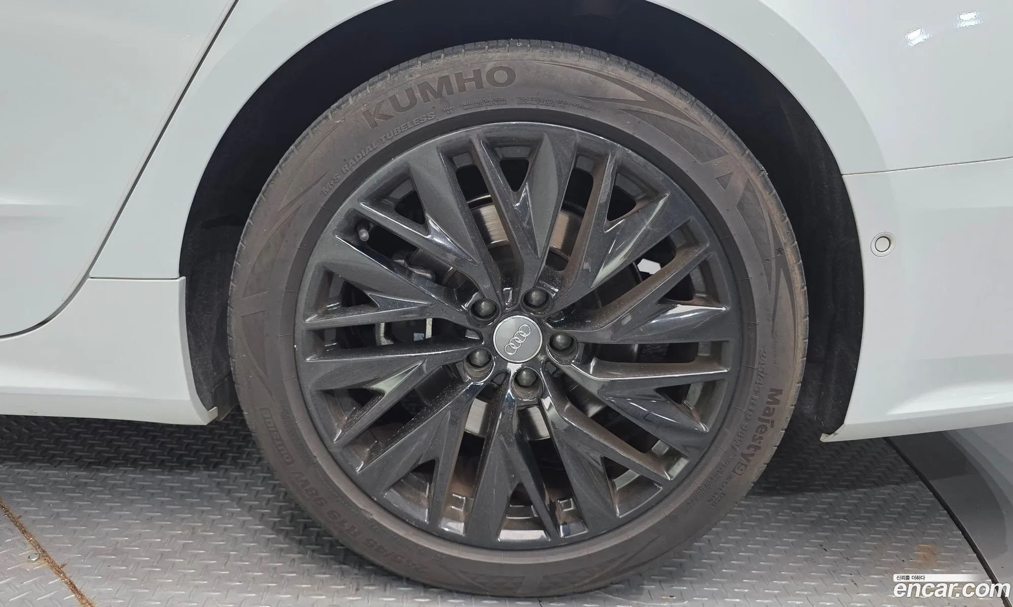 Audi A7 2020 WAUZZZF21LN082304 — 18