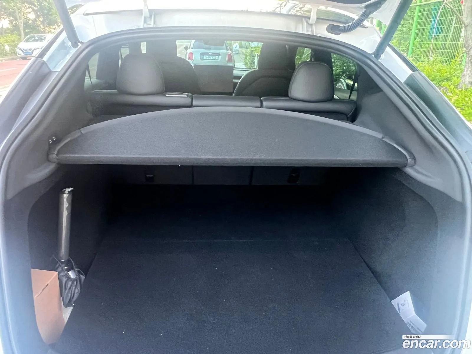 Tesla Model Y 2026 — 2