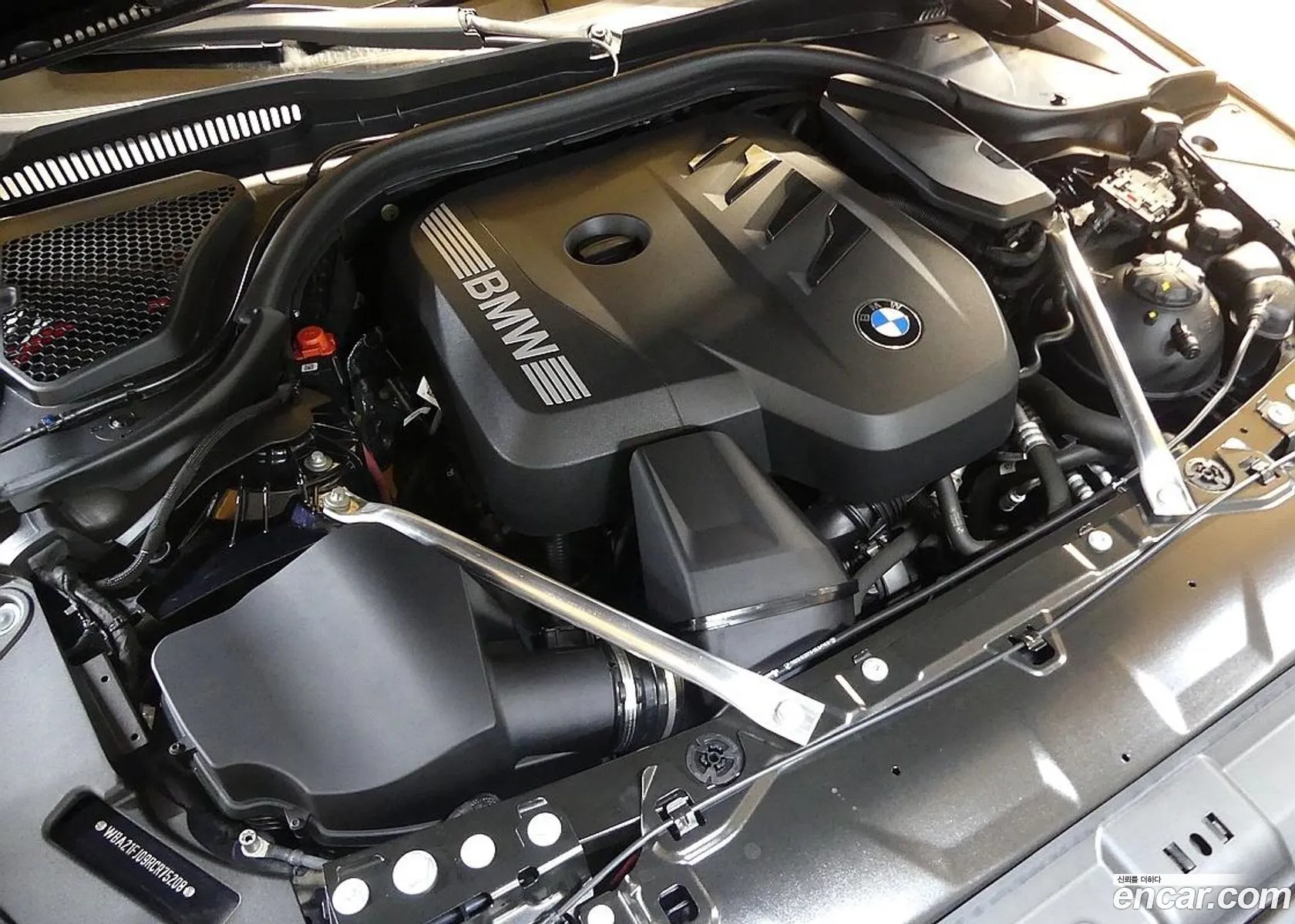 BMW 5 Series 2024 — 17