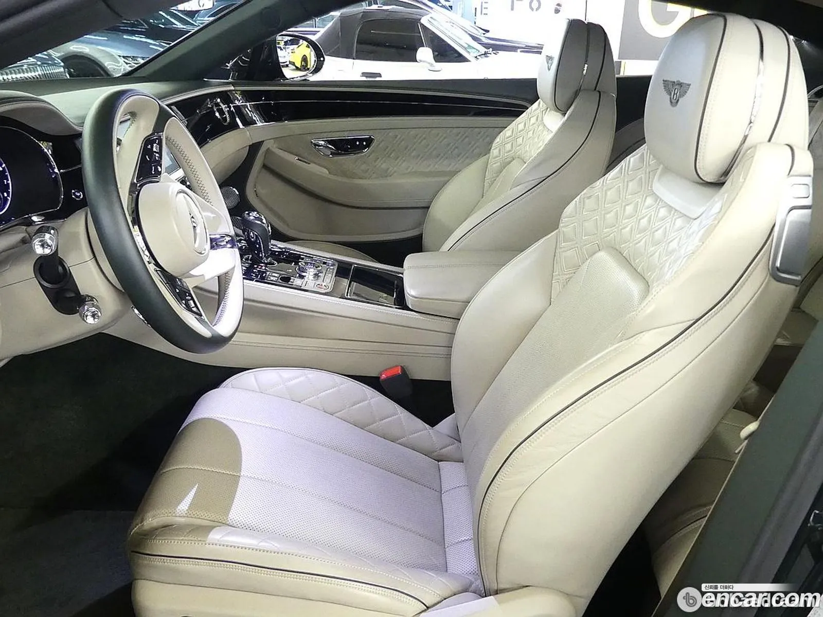 Bentley Continental GT 2019 — 13