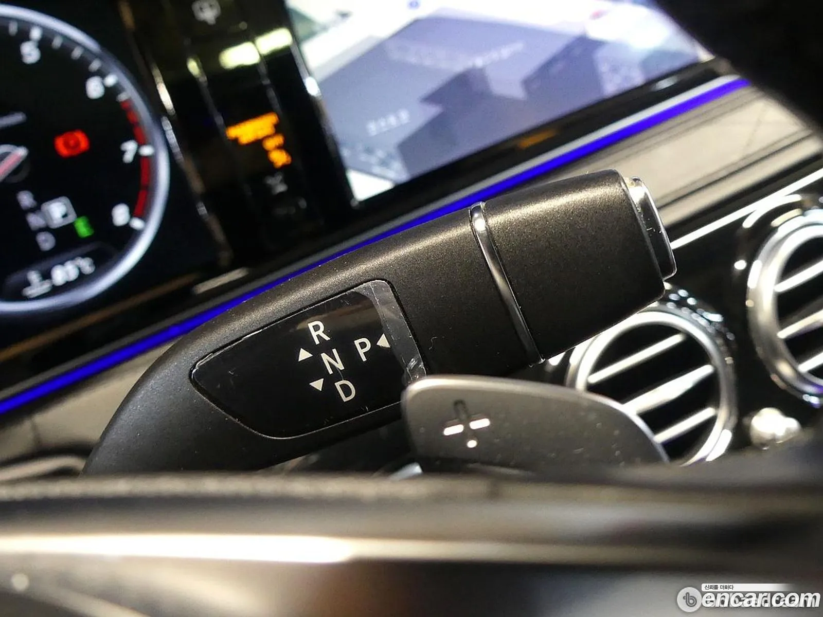 Mercedes-Benz S-Class W222 2016 — 13