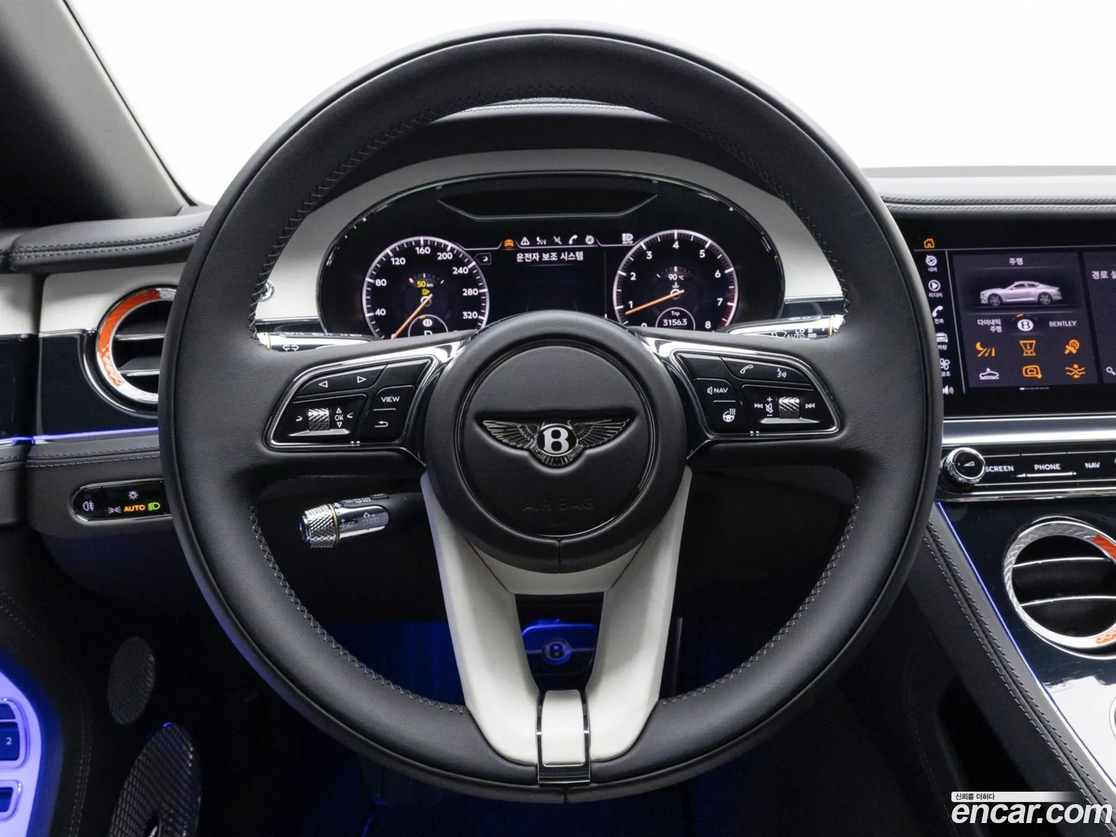 Bentley Continental GT 2024 — 12
