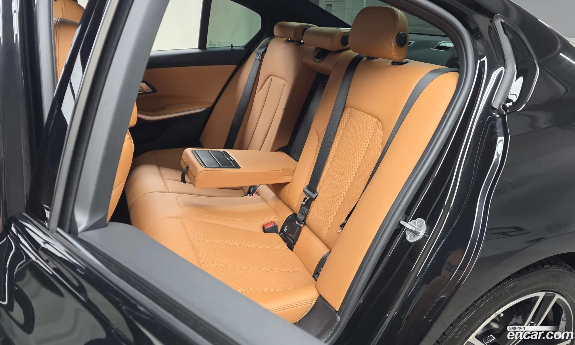 BMW 3 Series 2025 WBA11FF09SFV03471 — 18
