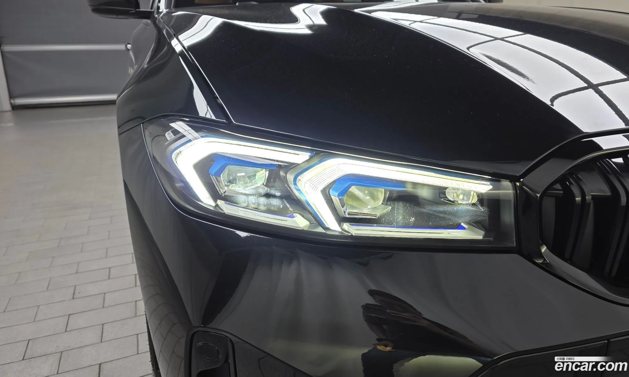 BMW 3 Series 2025 WBA11FF09SFV03471 — 30