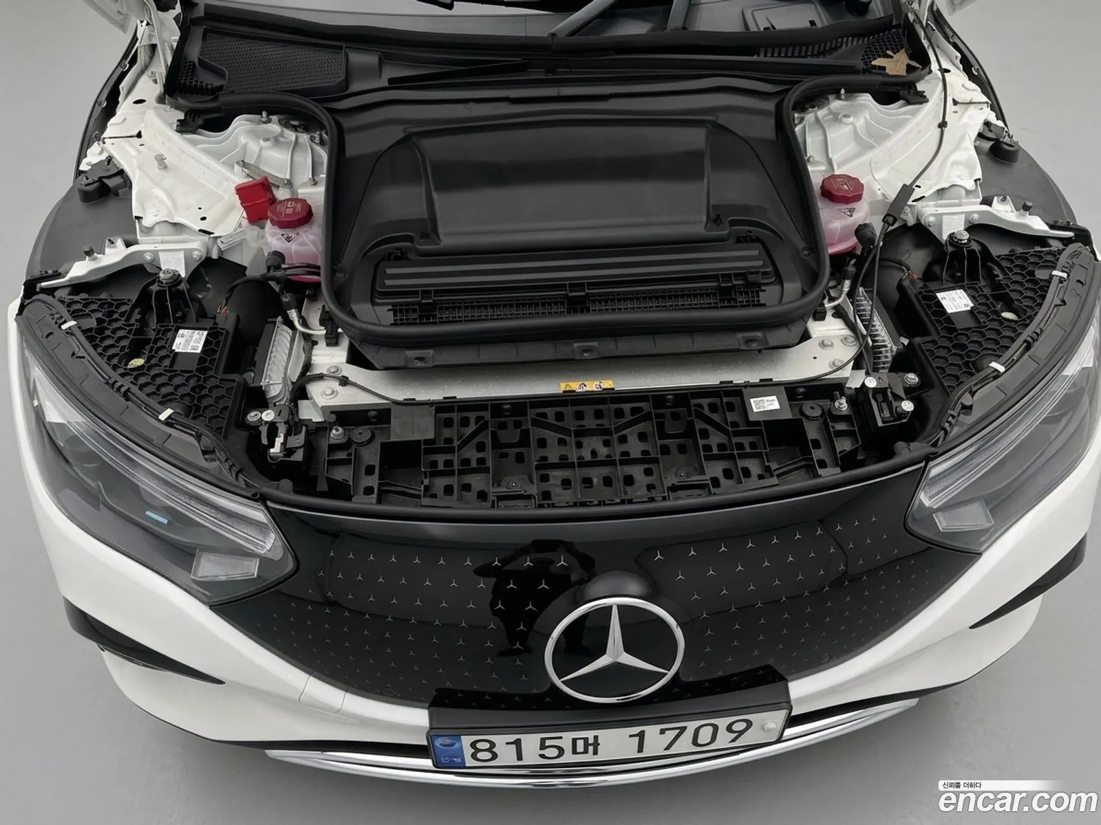 Mercedes-Benz EQE V295 2022 — 8