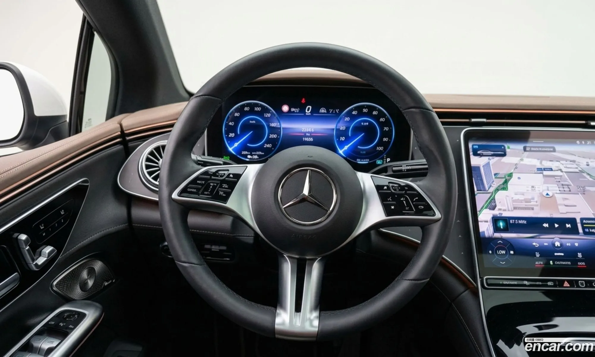 Mercedes-Benz EQE V295 2022 — 2