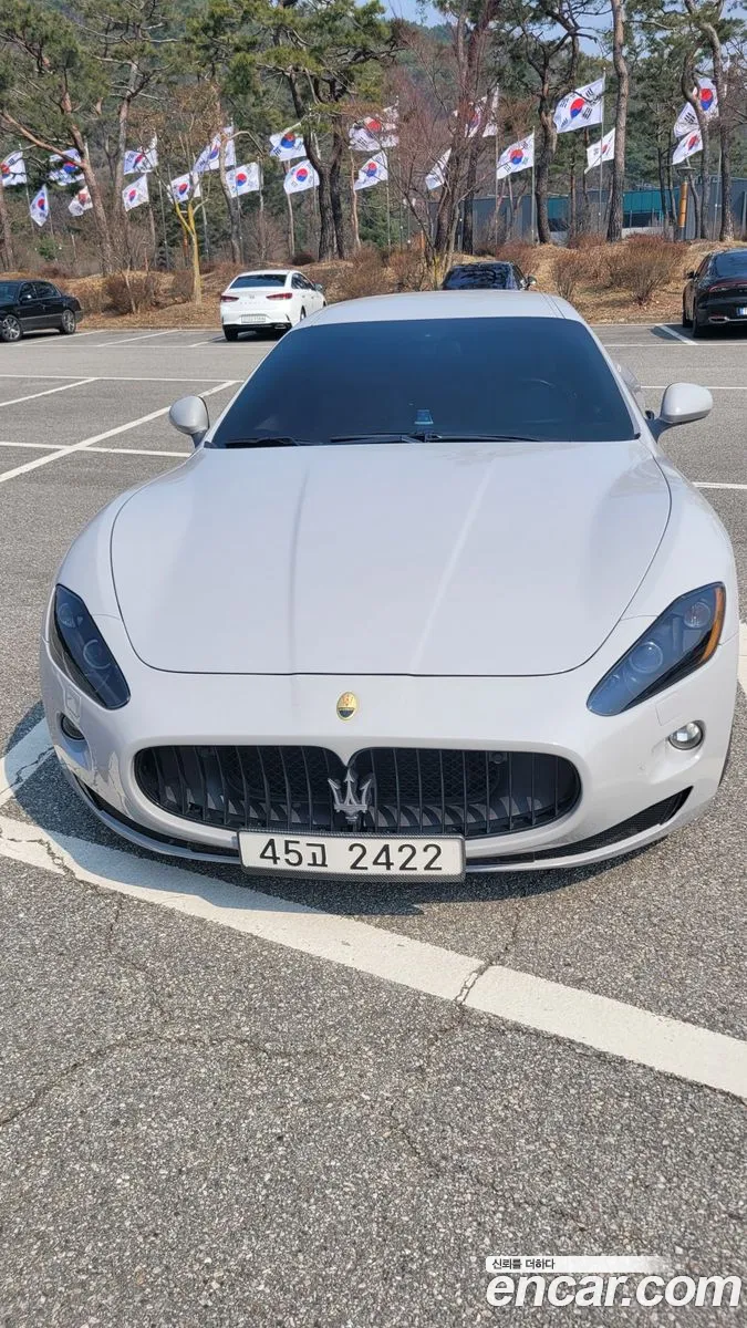 Maserati GranTurismo 2010 — 14