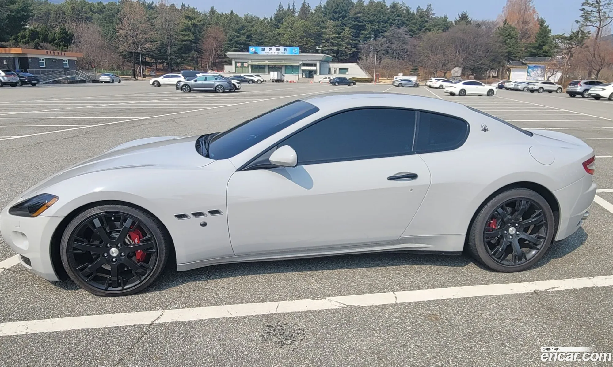 Maserati GranTurismo 2010 — 17