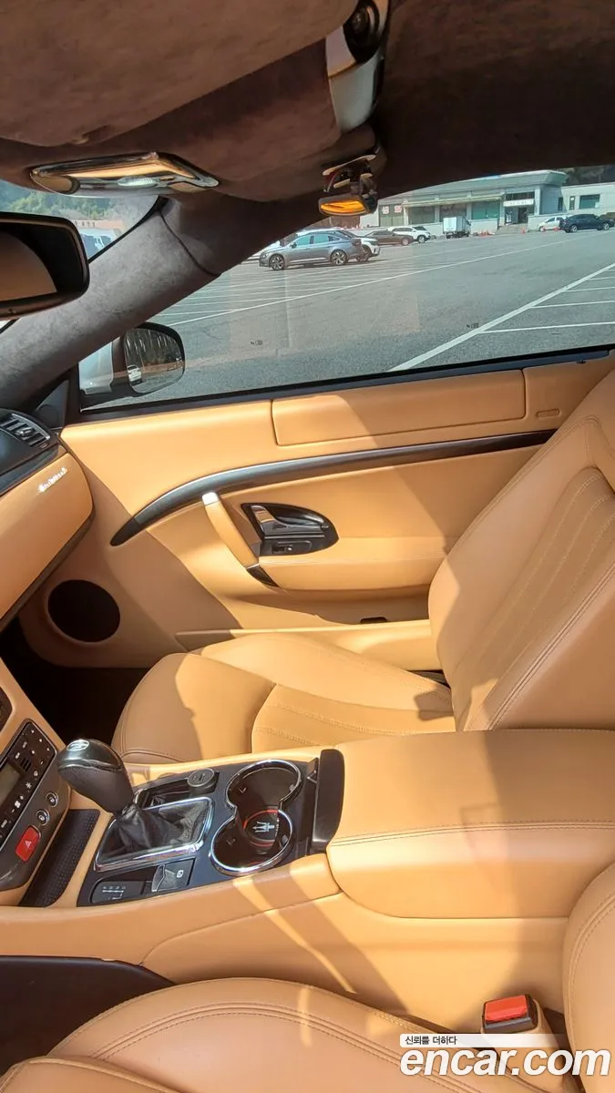Maserati GranTurismo 2010 — 16