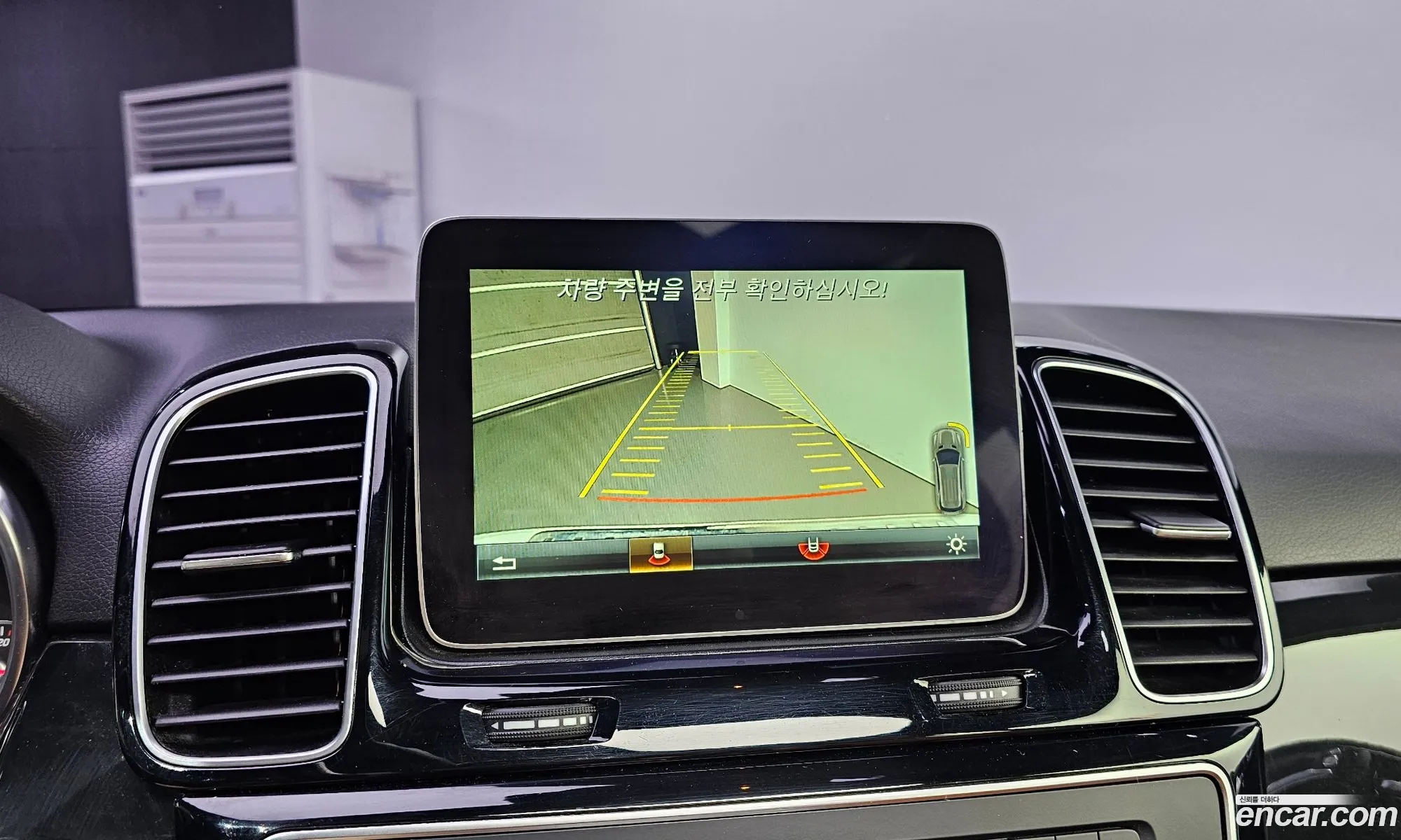 Mercedes-Benz GLE-Class W166 2017 — 9