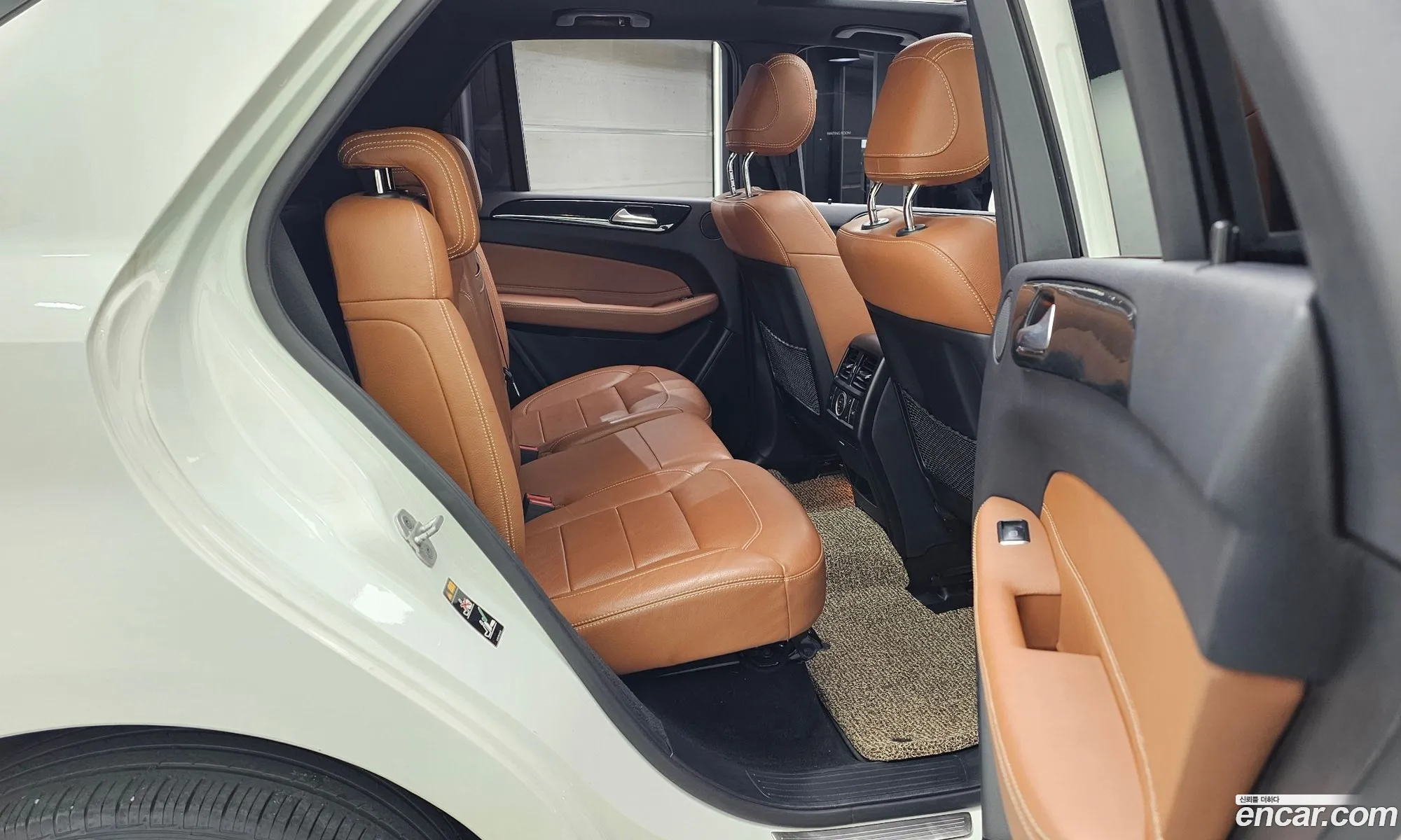 Mercedes-Benz GLE-Class W166 2017 — 12