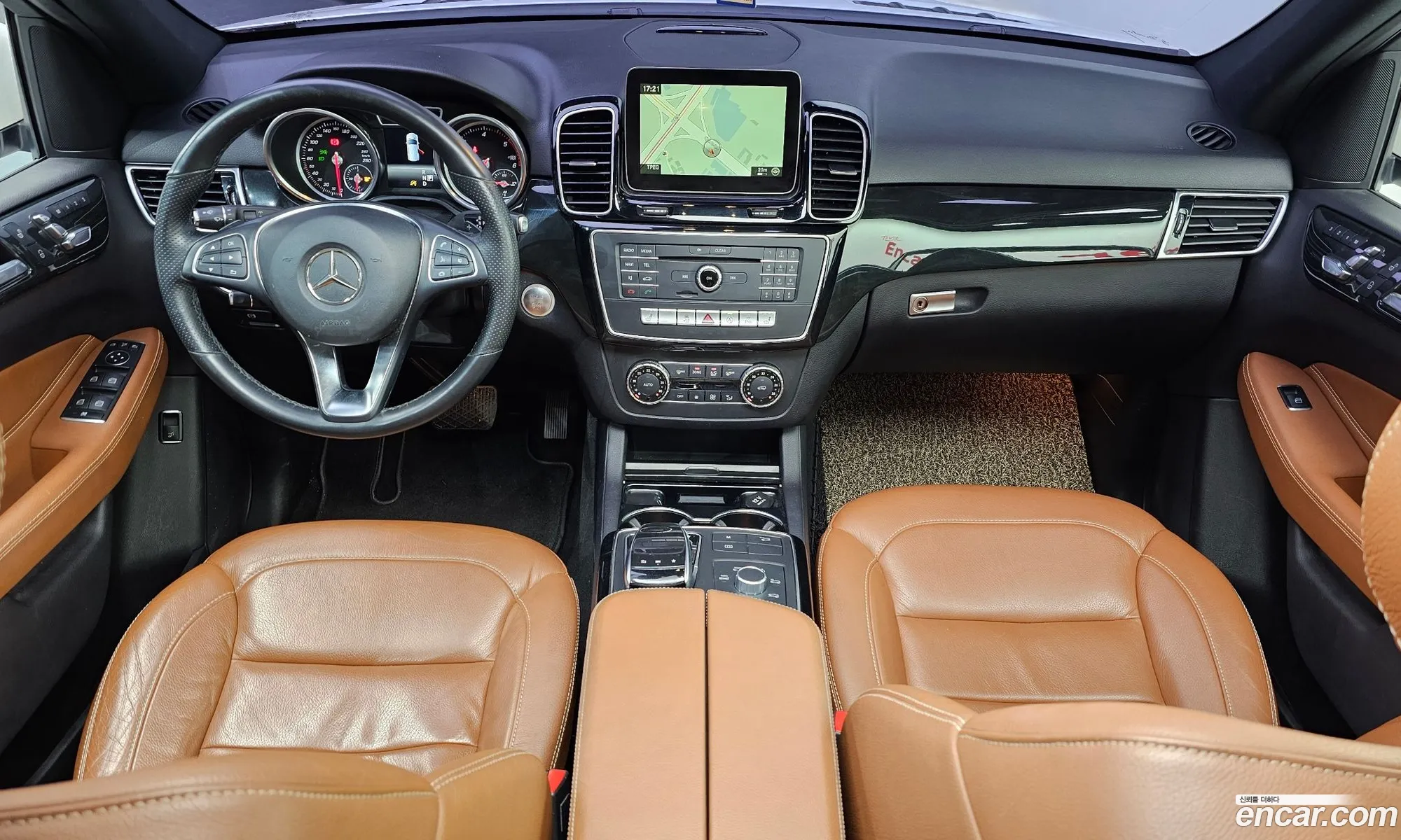 Mercedes-Benz GLE-Class W166 2017 — 20