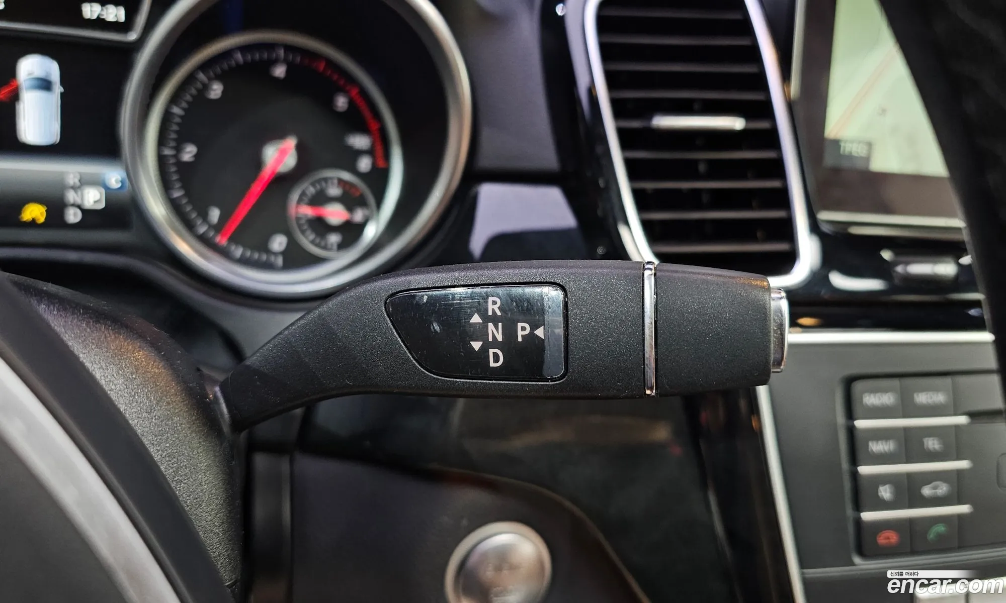 Mercedes-Benz GLE-Class W166 2017 — 4