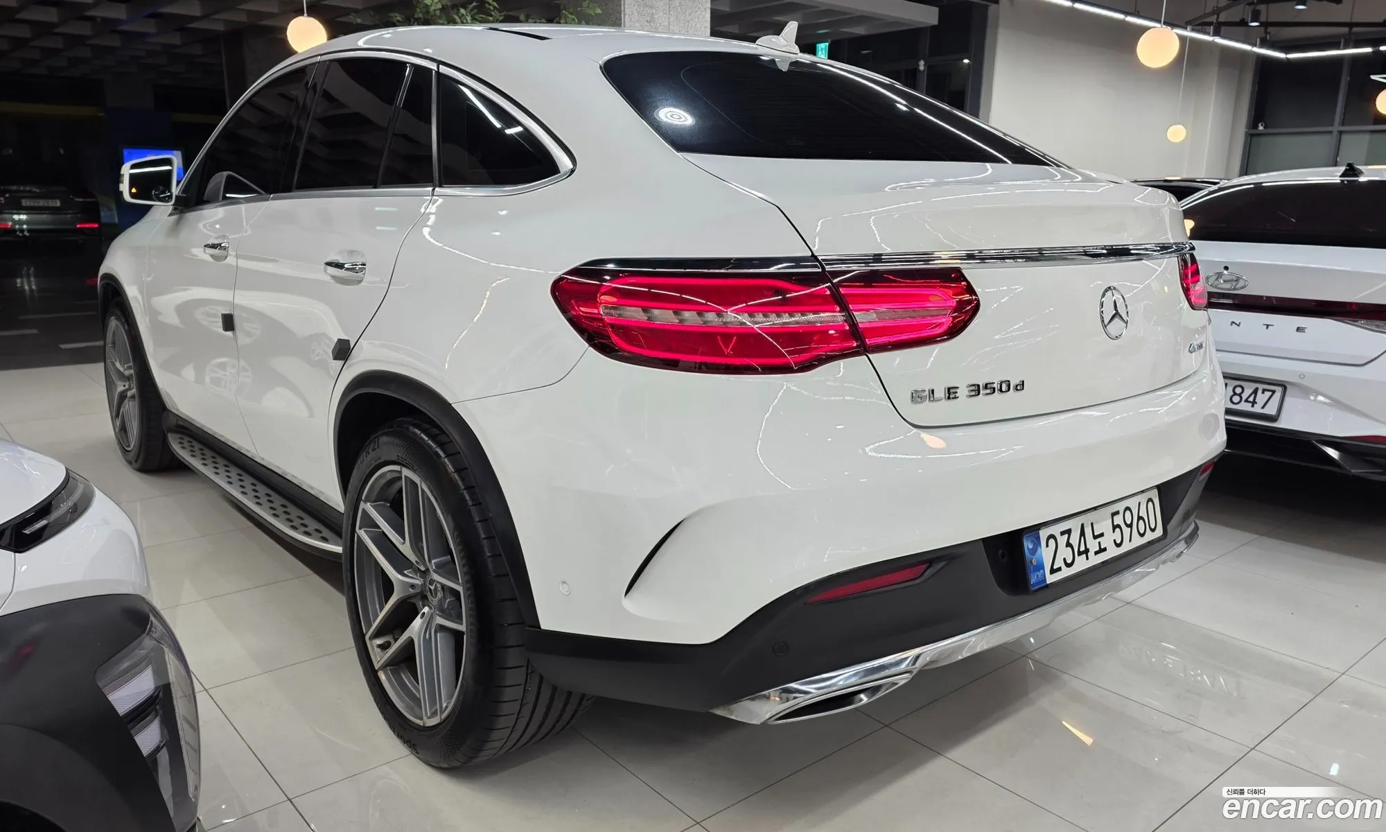Mercedes-Benz GLE-Class W166 2018 — 14