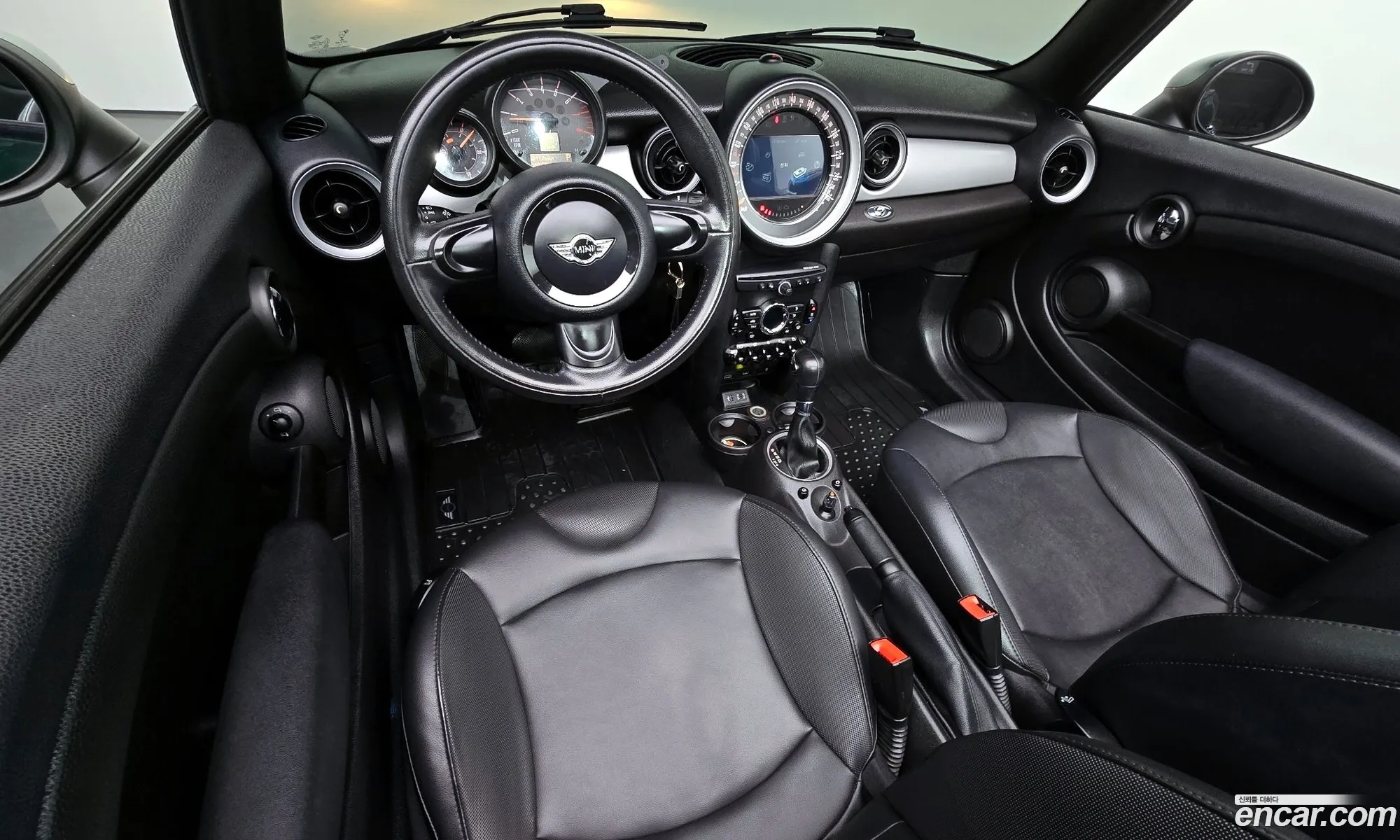 Mini Cooper Convertible 2015 WMWZN3103FT657100 — 15