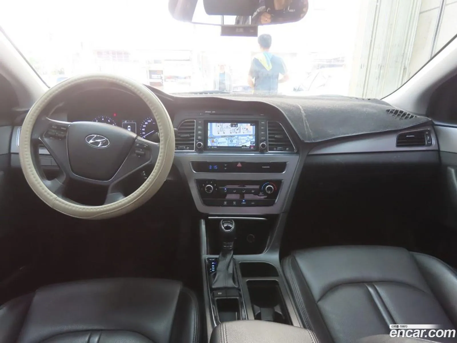 Hyundai LF Sonata 2014 — 3