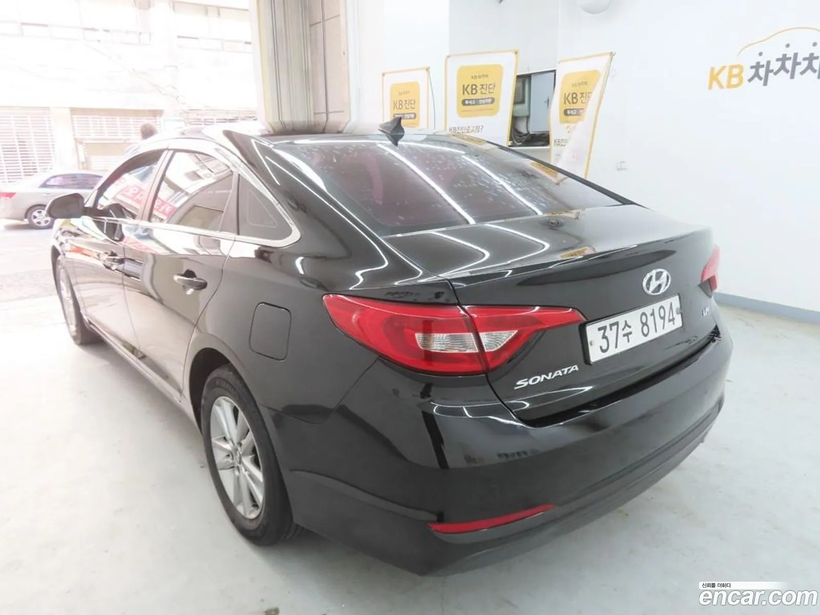 Hyundai LF Sonata 2014 — 4