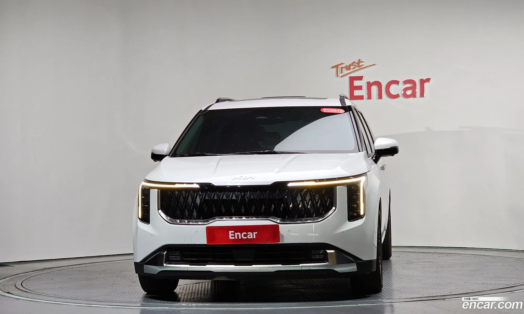 Kia Carnival 2023 — 3