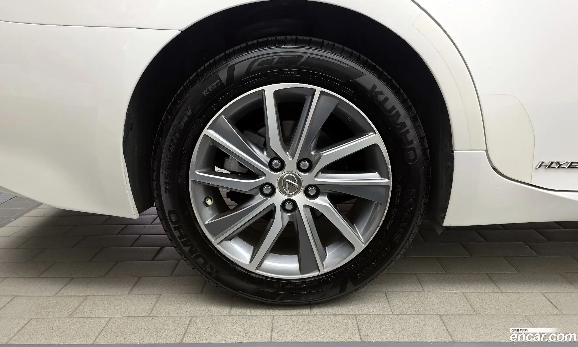 Lexus ES300h 2018 JTHBW1GG9J2176694 — 10