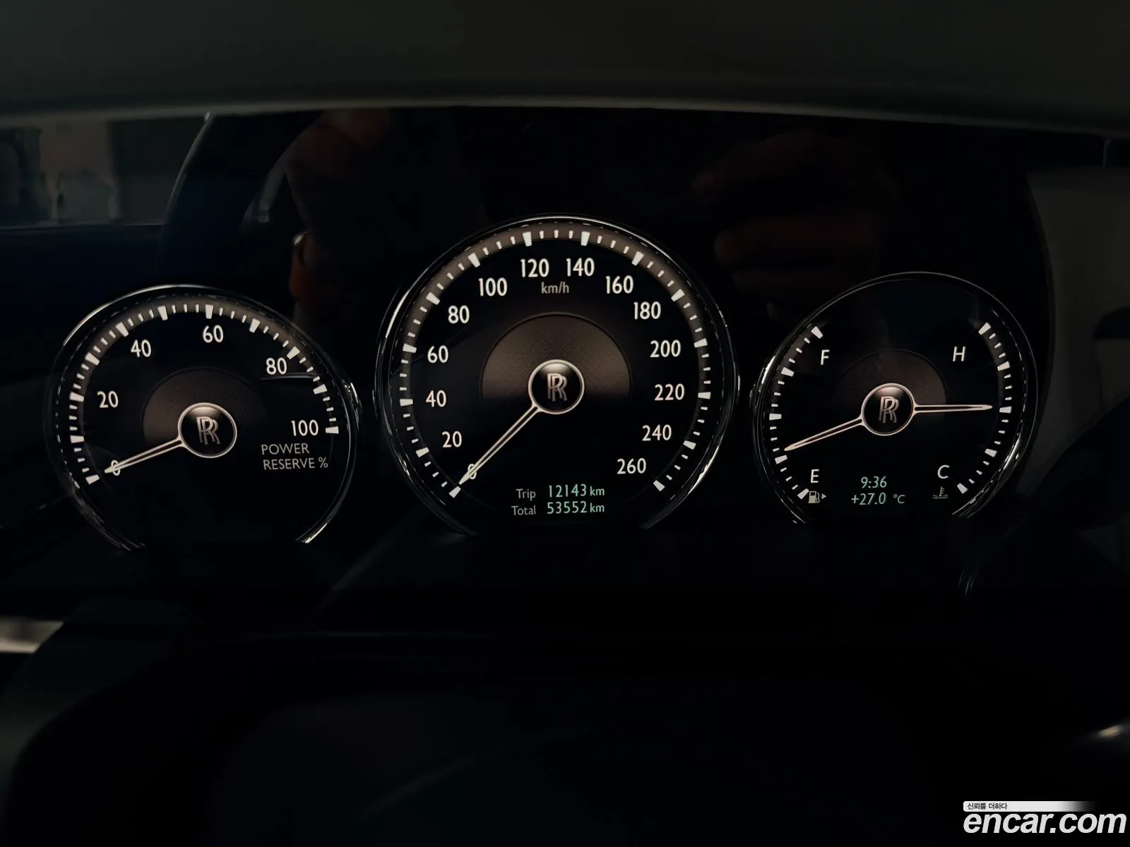 Rolls-Royce Ghost 2021 — 17