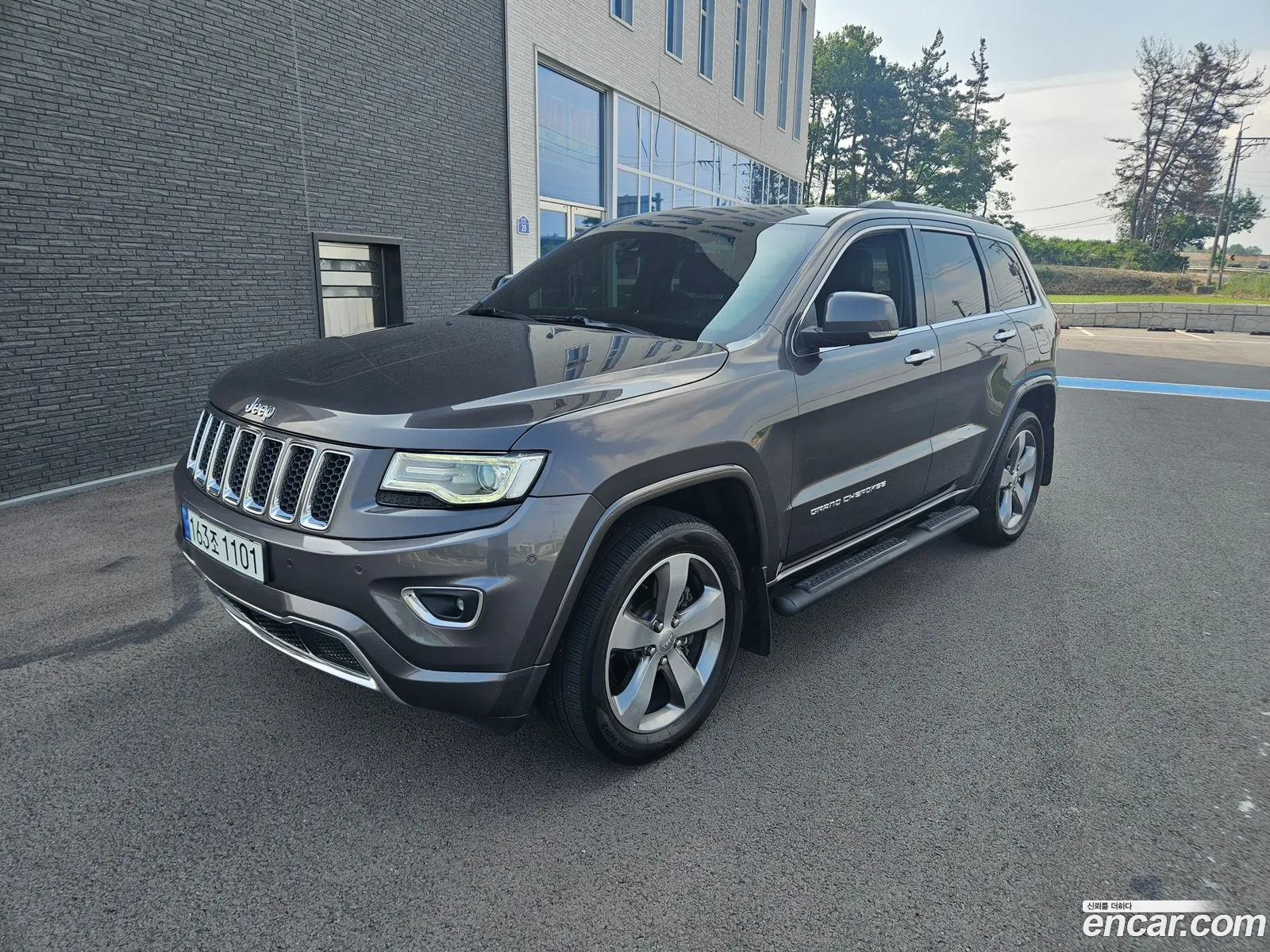 Jeep Grand Cherokee 2015 — 16