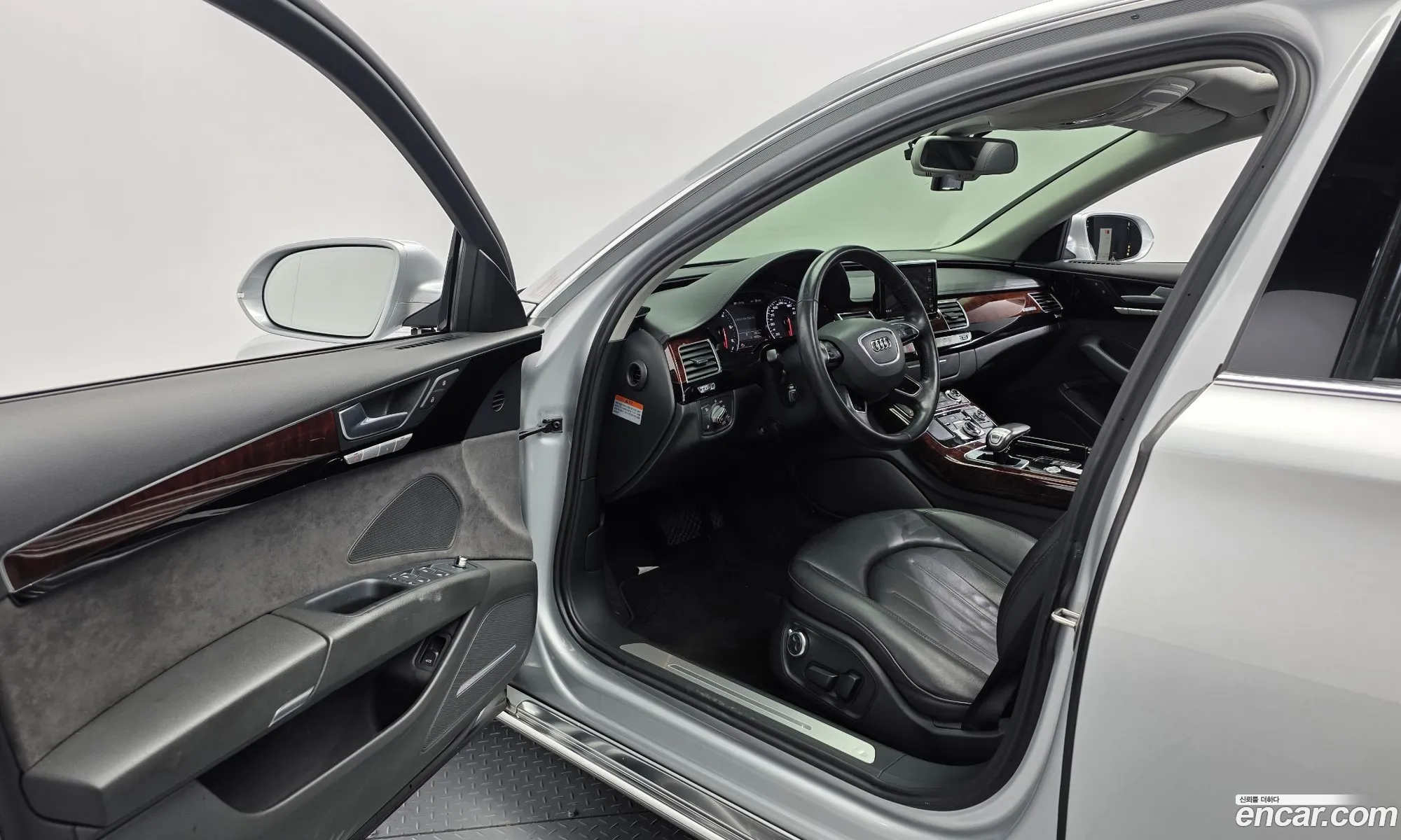 Audi A8 2012 WAUZZZ4HXCN030502 — 18