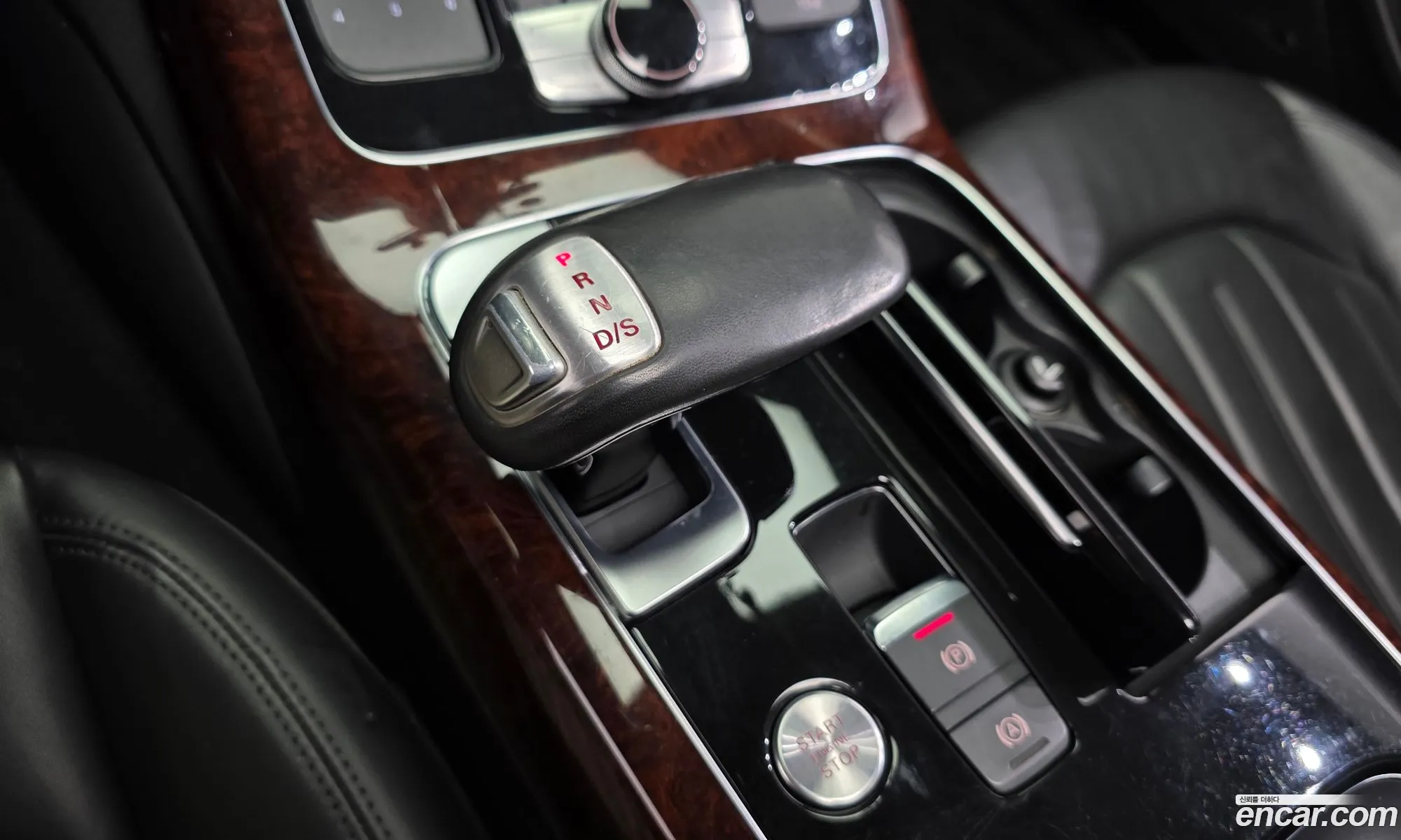 Audi A8 2012 WAUZZZ4HXCN030502 — 10