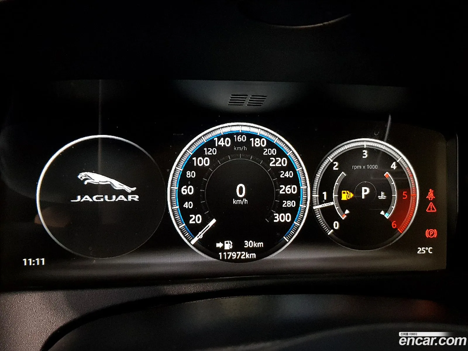 Jaguar XF 2016 — 14