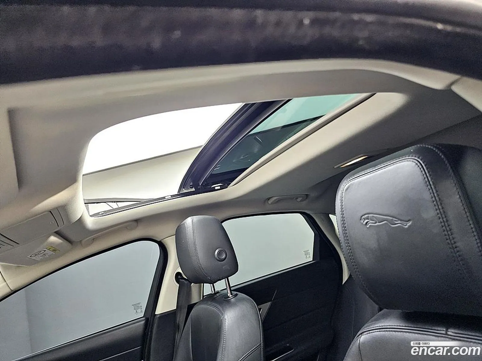 Jaguar XF 2016 — 9