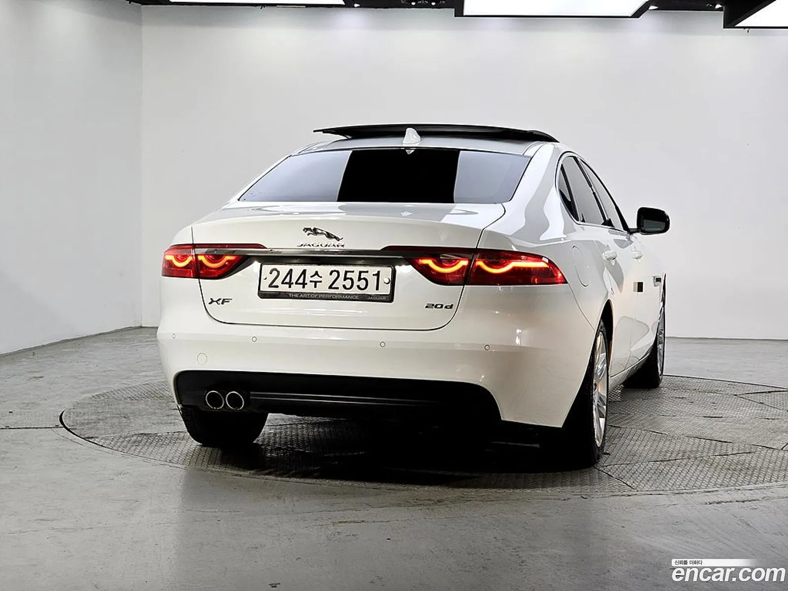 Jaguar XF 2016 — 6