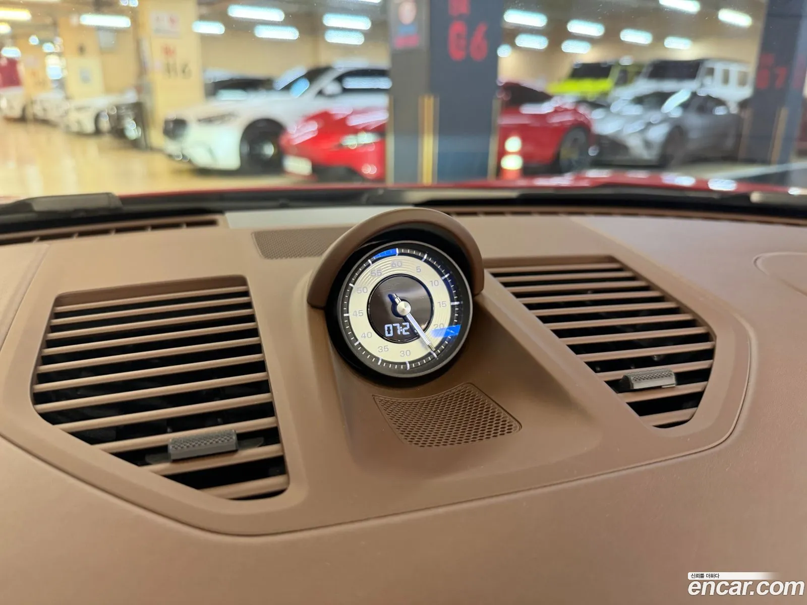 Porsche 911 2022 — 18