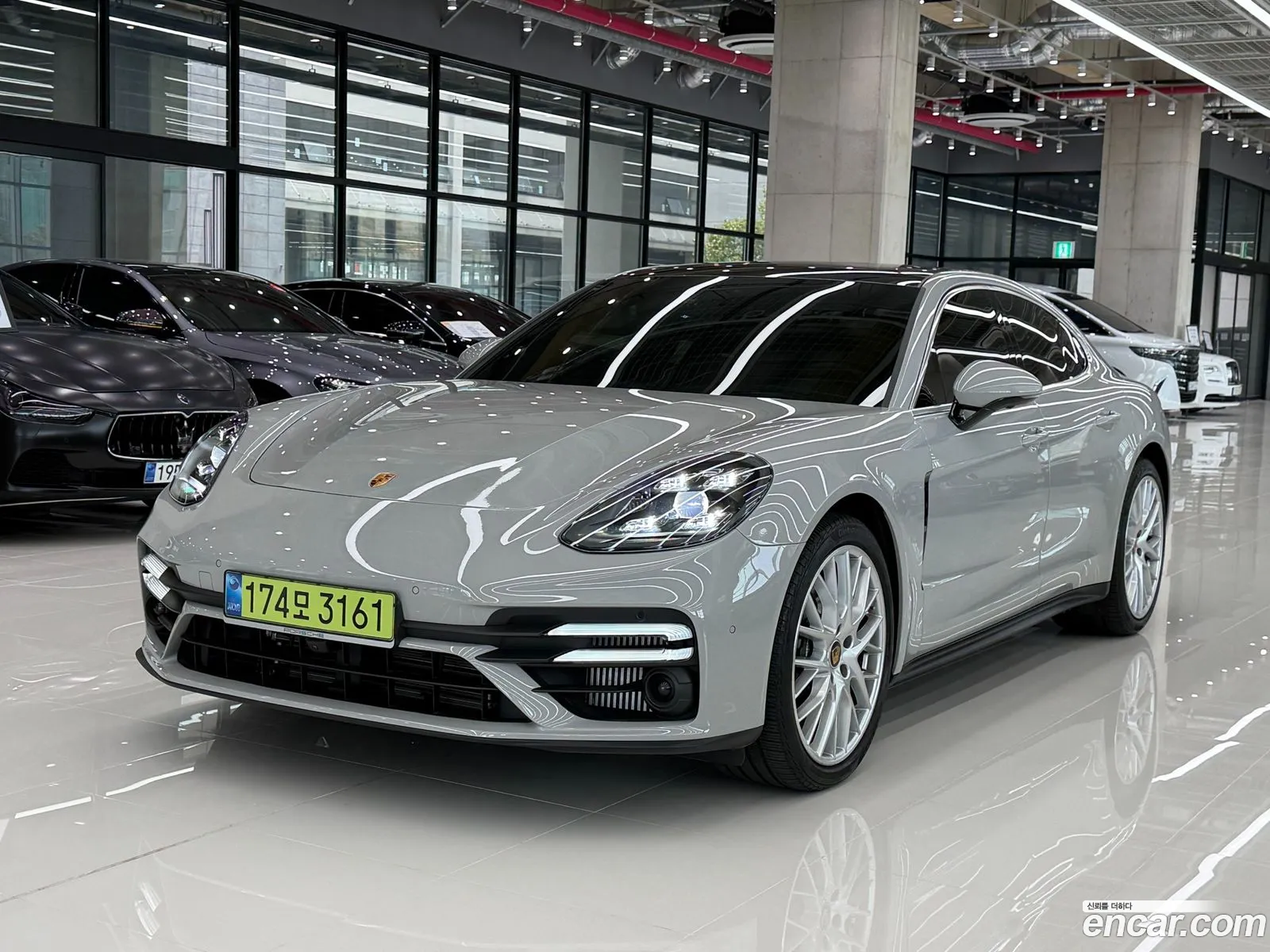 Porsche Panamera 2022 — 19