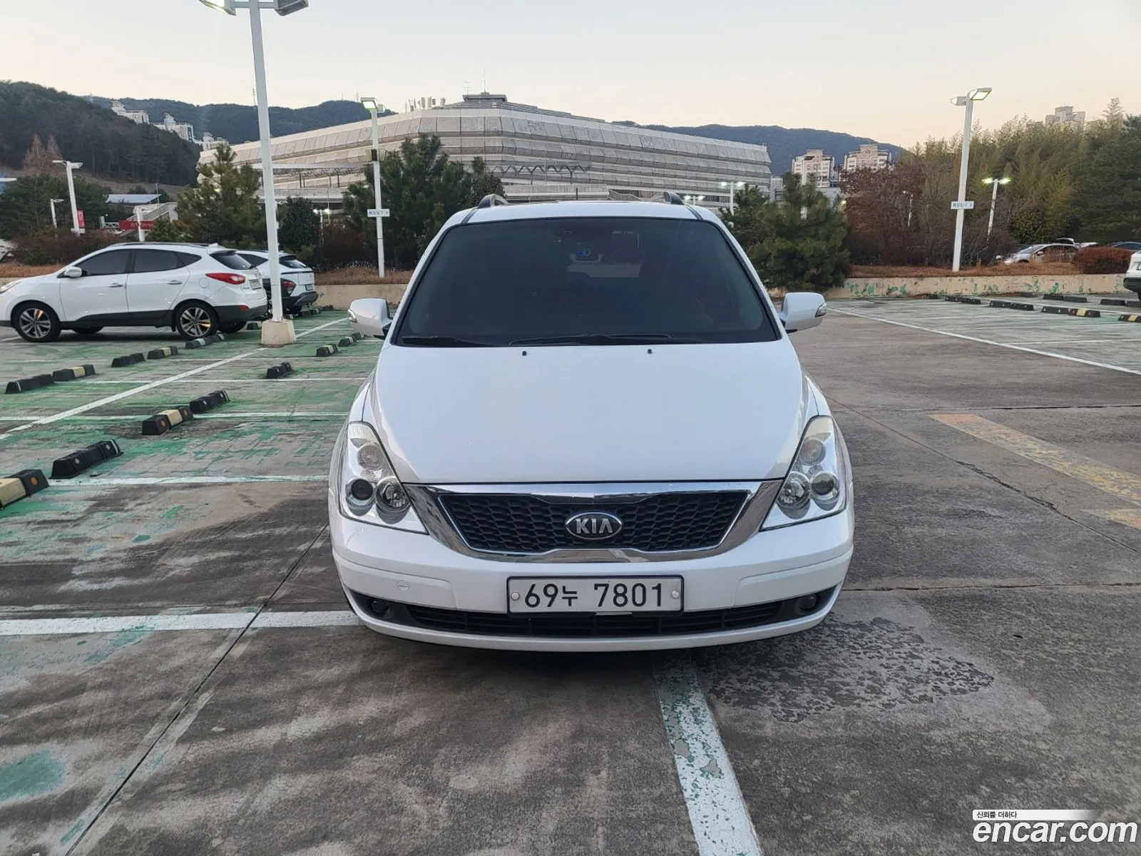Kia Carnival R 2013 — 3