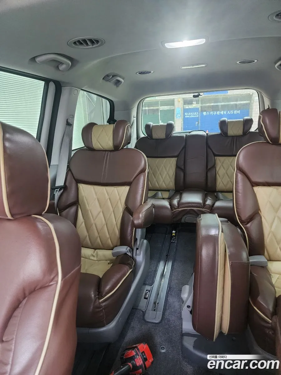 Kia Carnival R 2013 — 2
