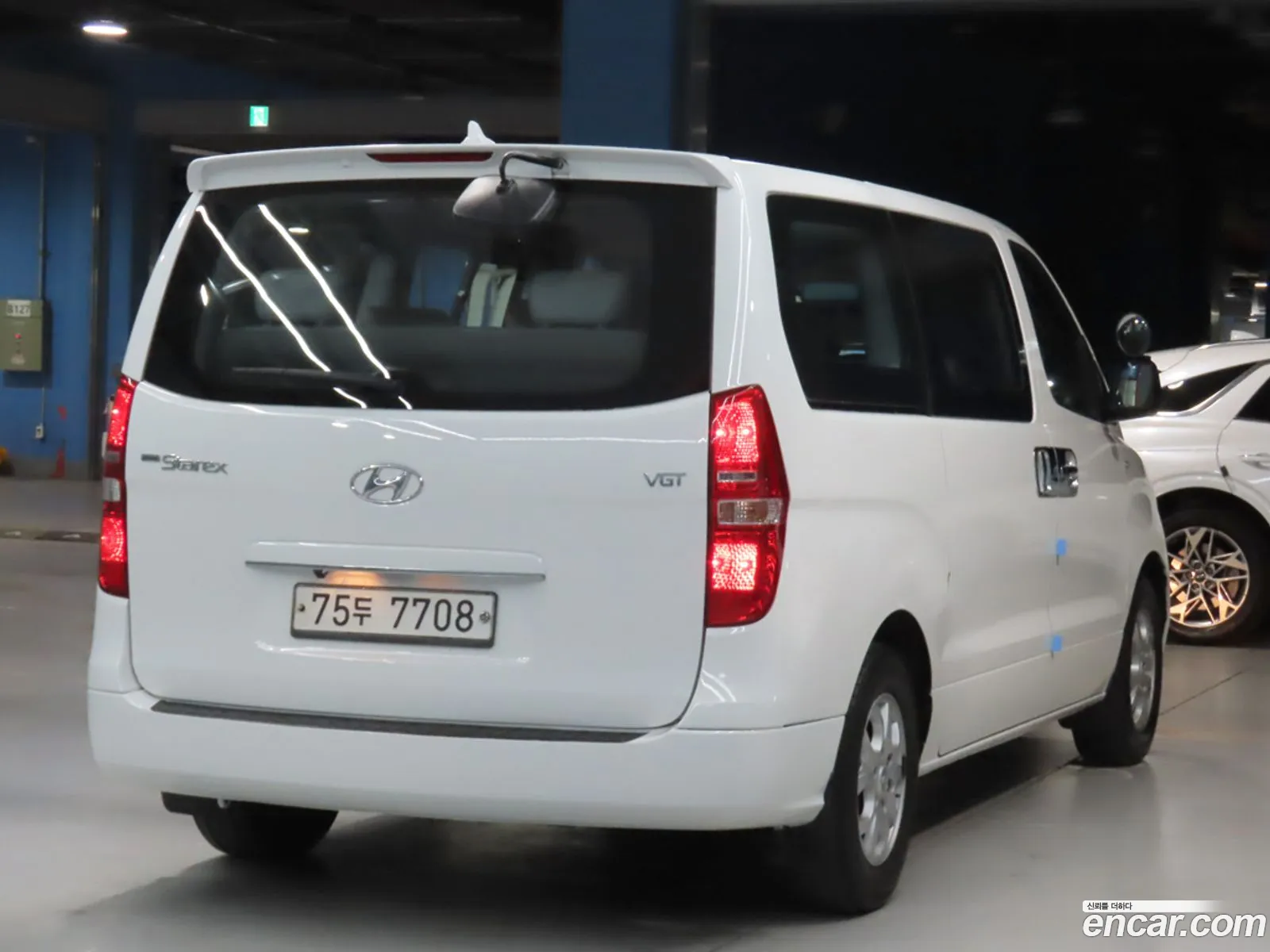Hyundai Grand Starex 2014 — 2