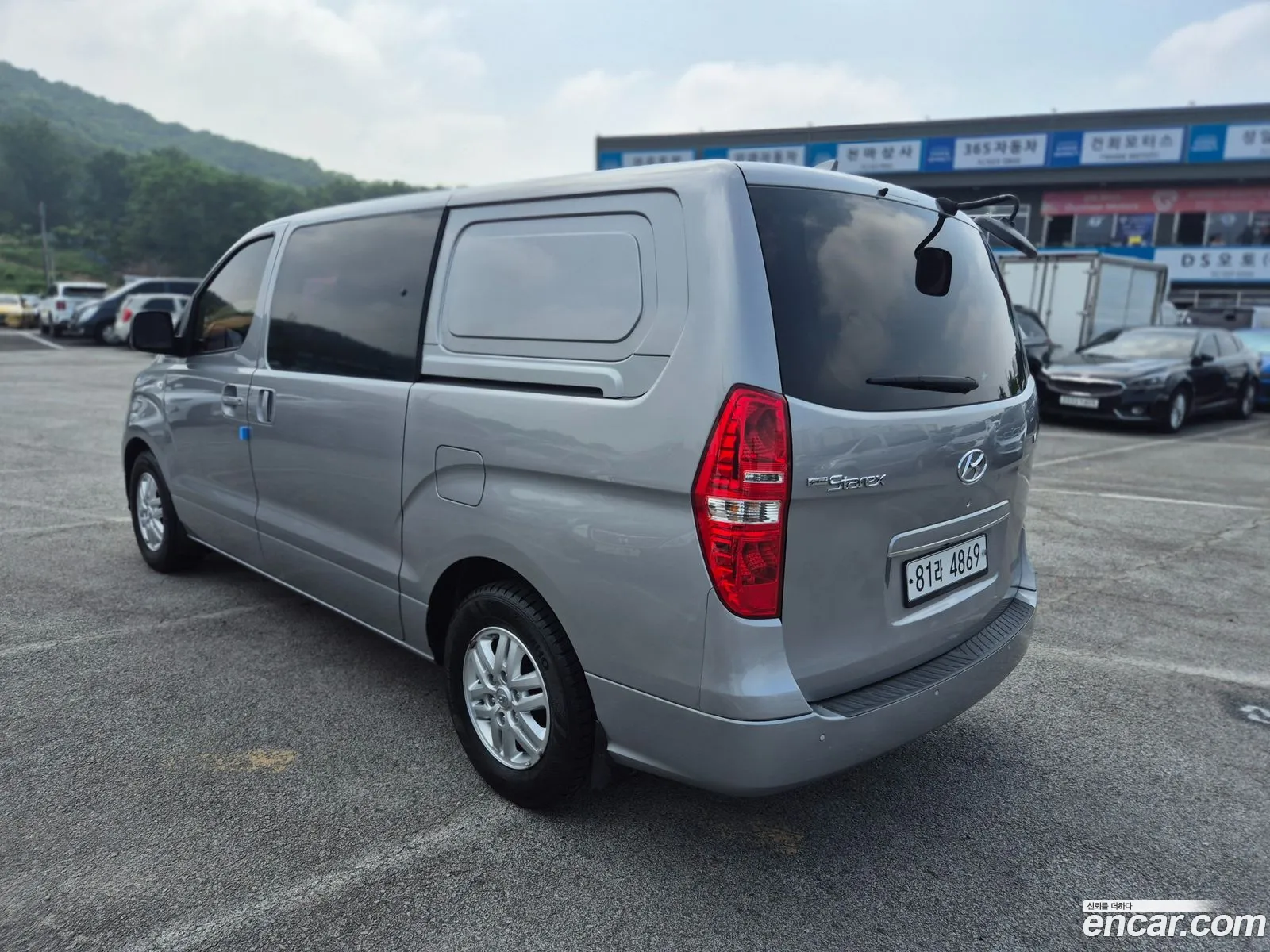 Hyundai Grand Starex 2018 — 2
