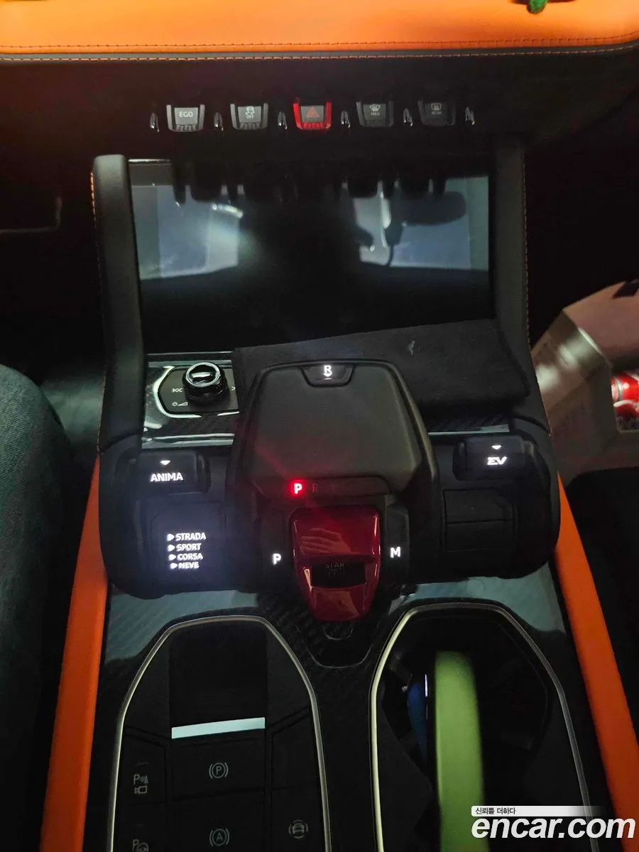 Lamborghini Urus 2025 — 5