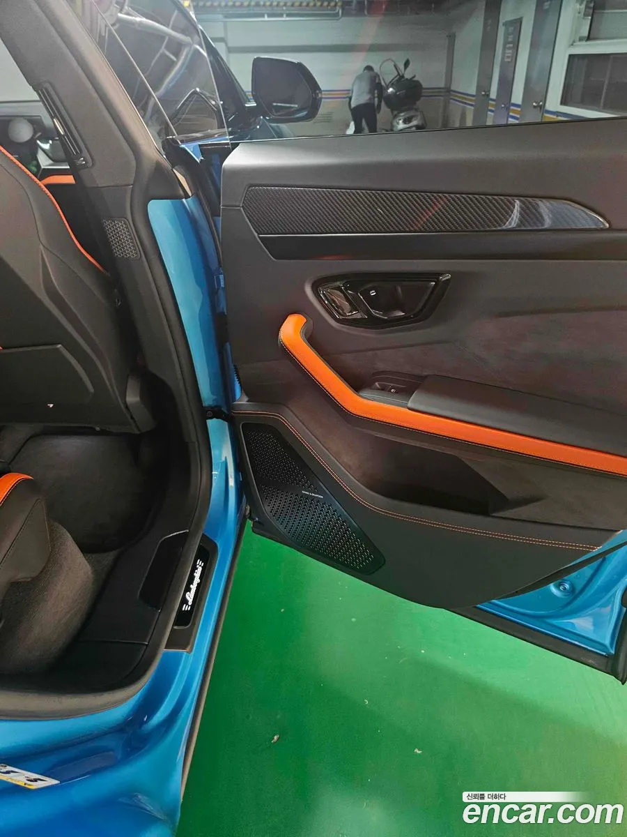 Lamborghini Urus 2025 — 15