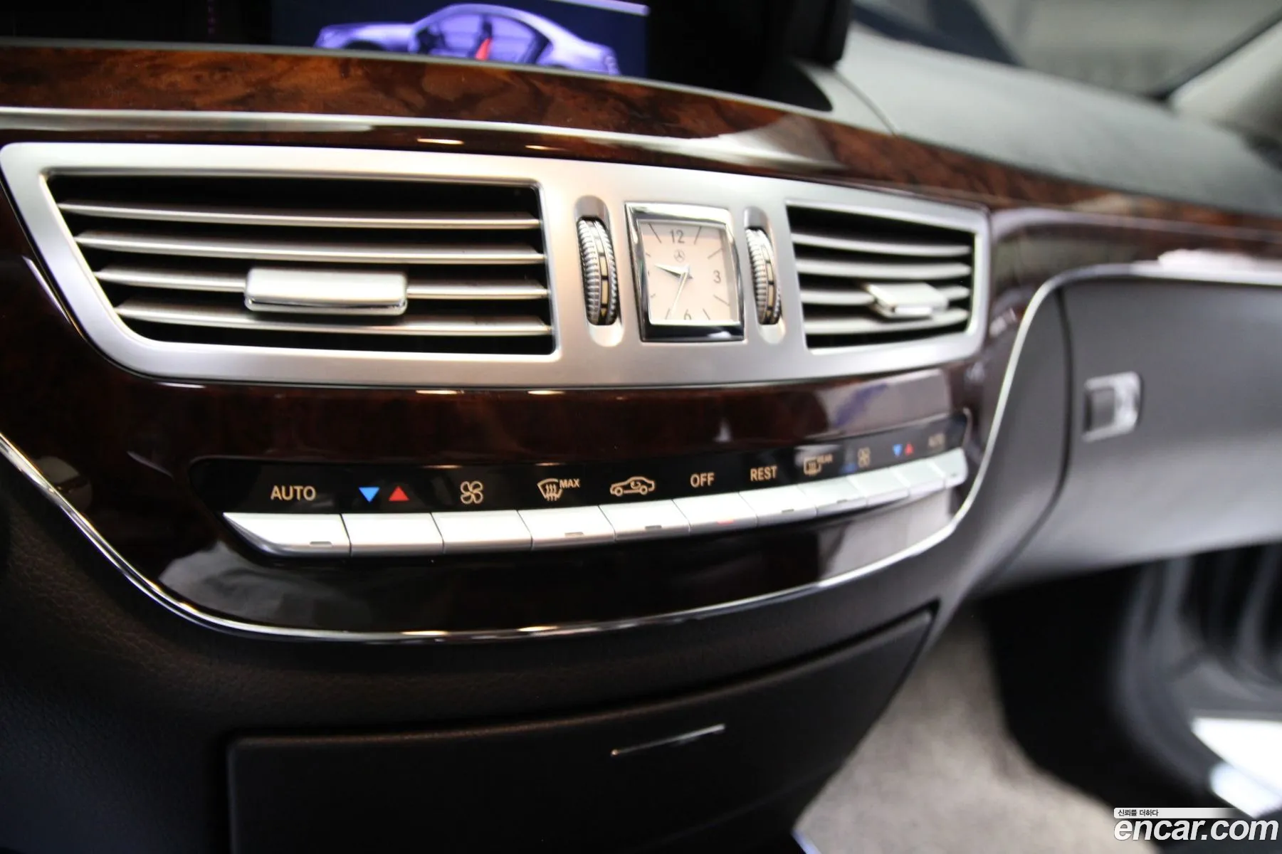 Mercedes-Benz S-Class W221 2012 — 11