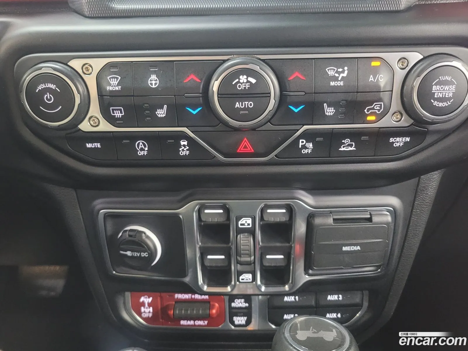 Jeep Wrangler 2023 — 3