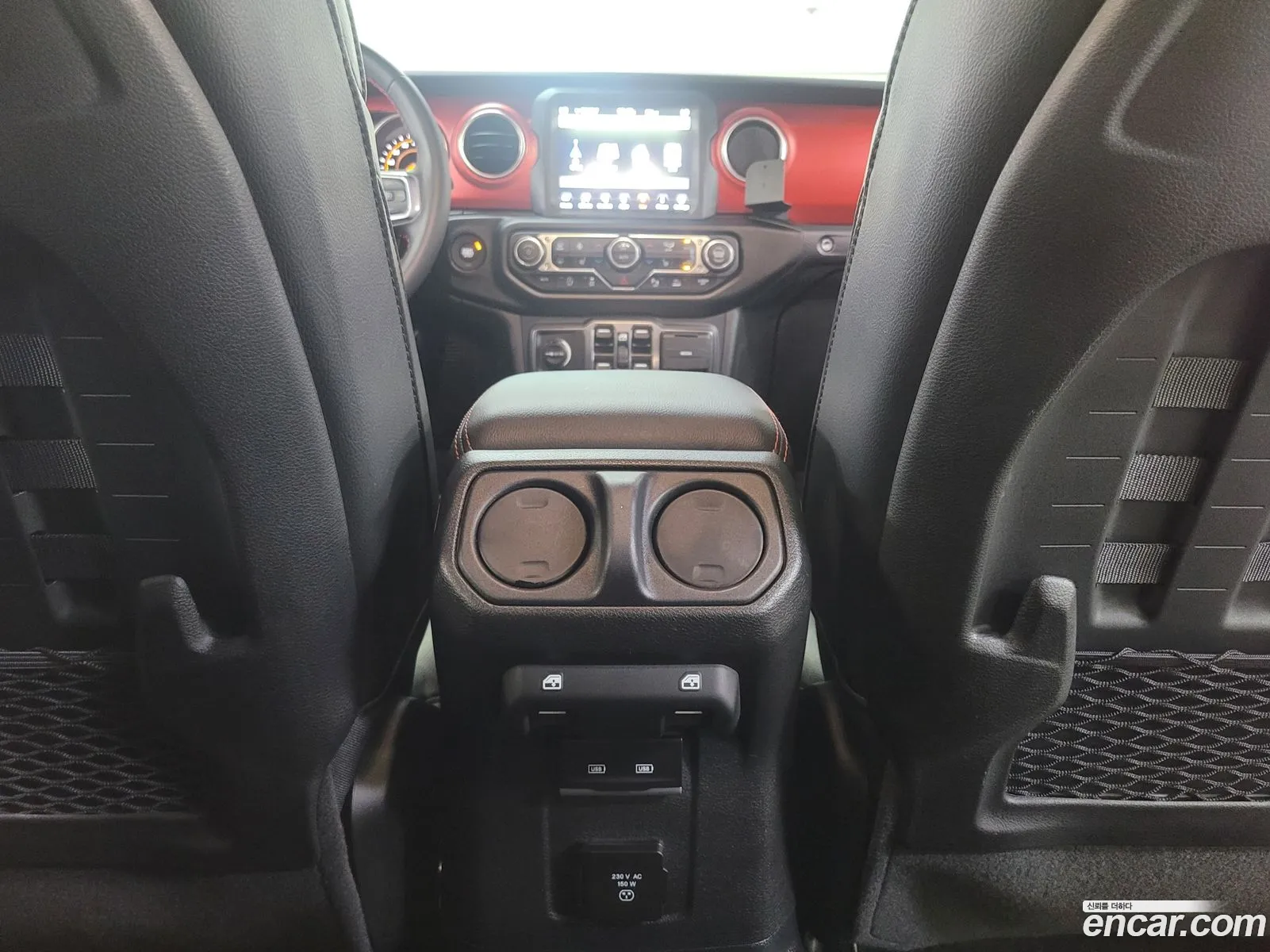 Jeep Wrangler 2023 — 18