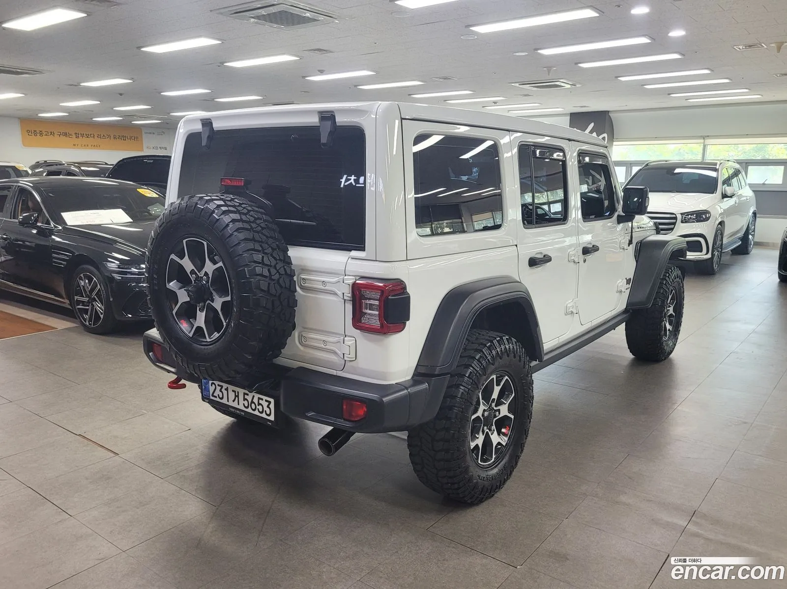 Jeep Wrangler 2023 — 9