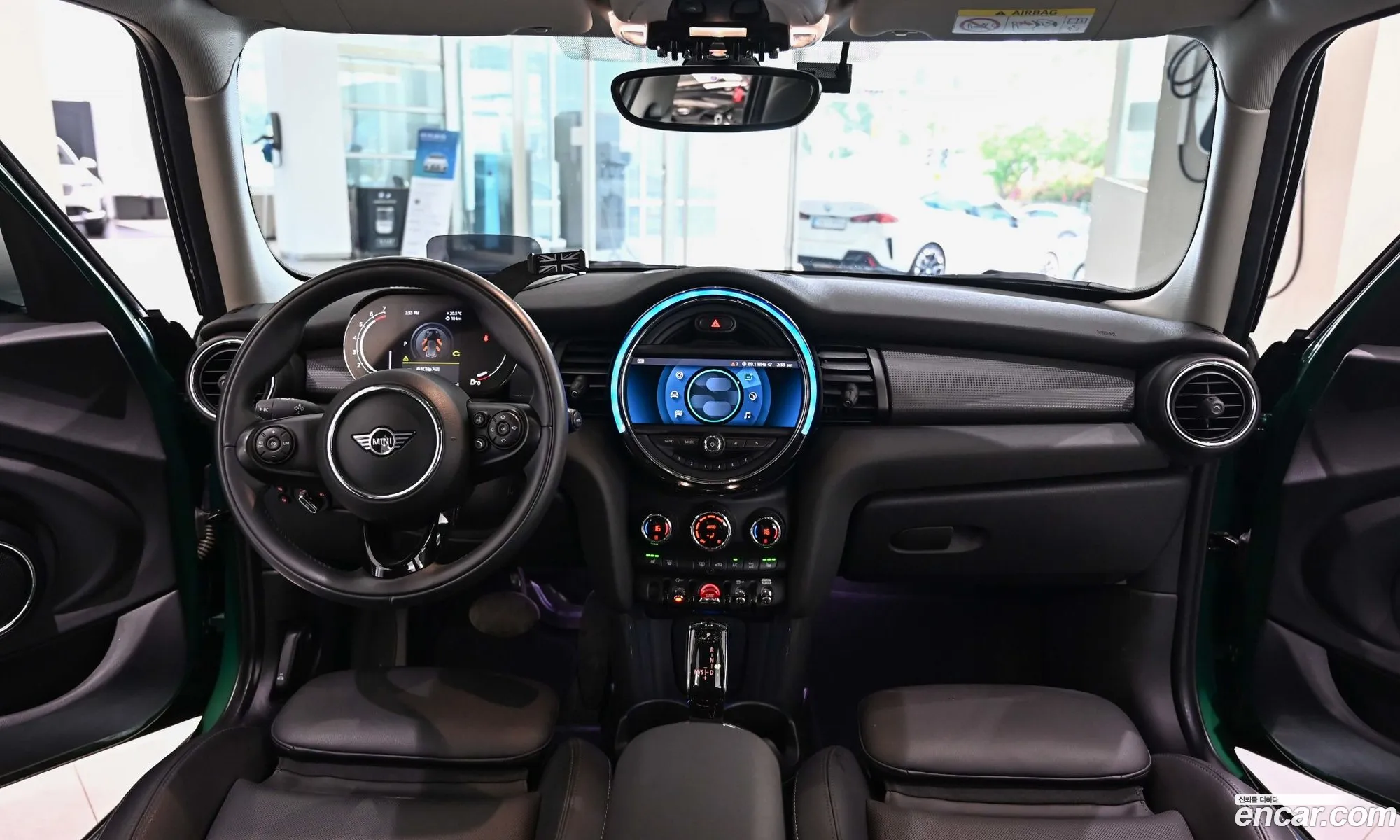 Mini Cooper 2021 — 19