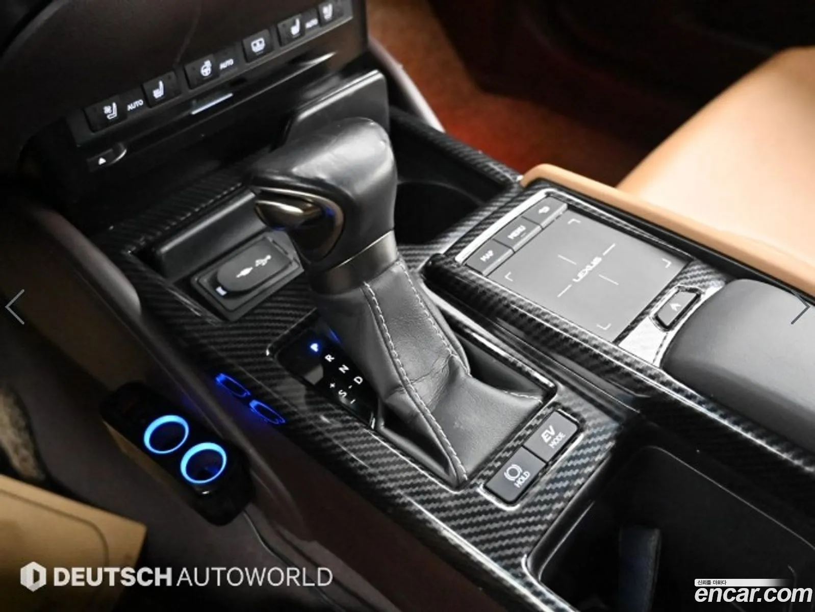 Lexus ES300h 7th Gen 2019 — 8