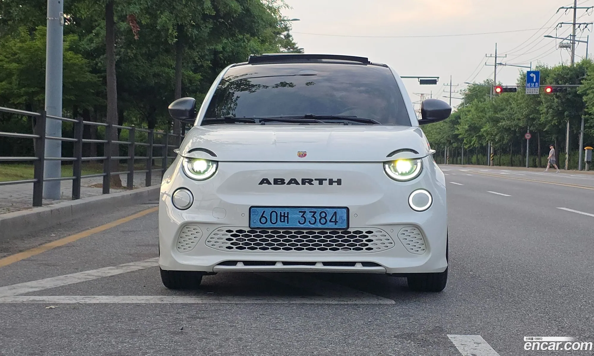 Fiat 500e 2024 — 9